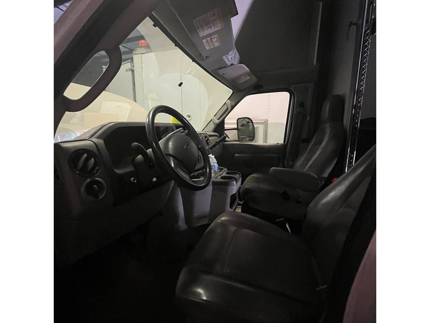 2016 FORD ECONOLINE E-450 BOX TRUCK - undefined