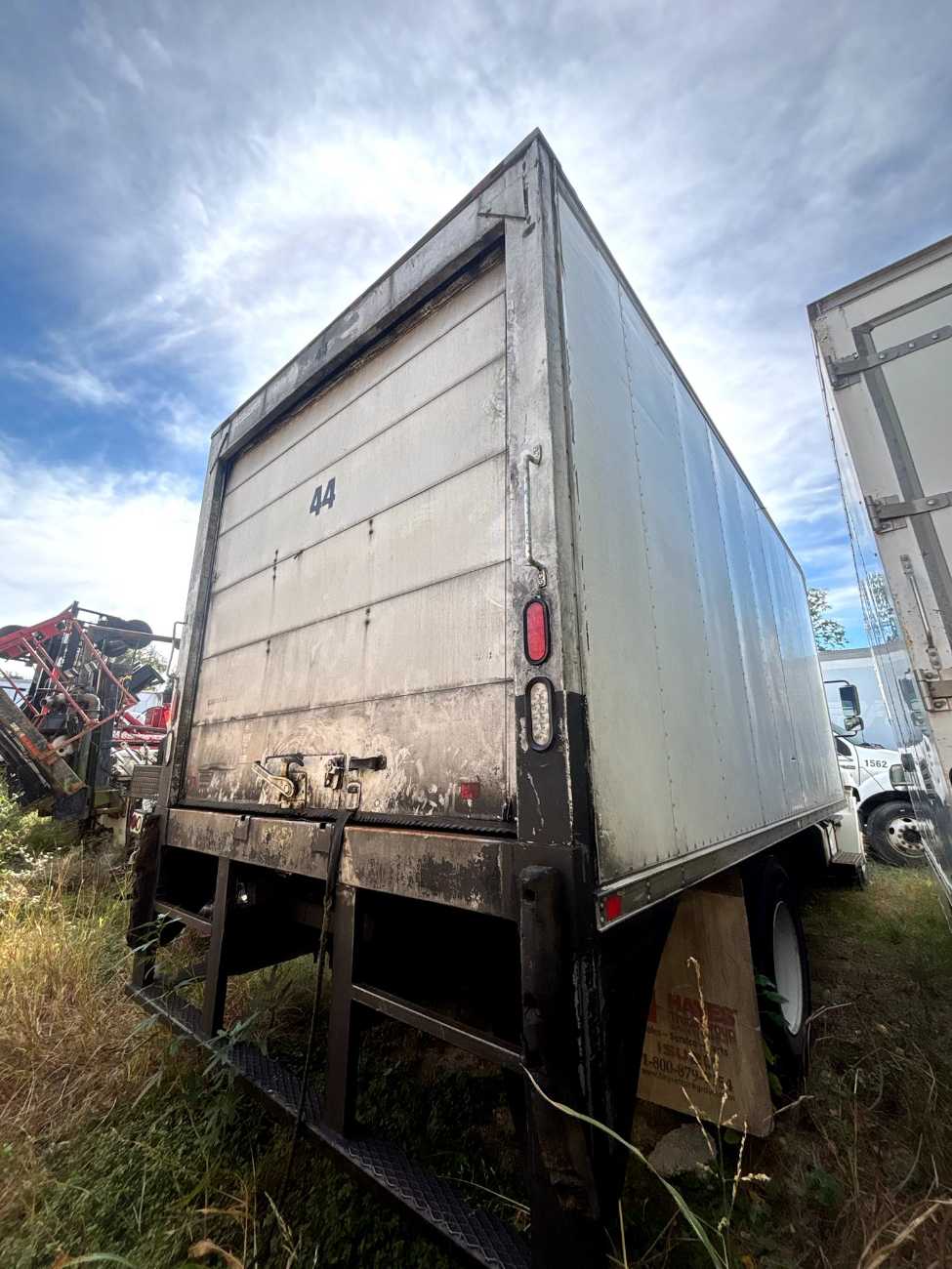 2010 HINO CONVENTIONAL BOX TRUCK - undefined