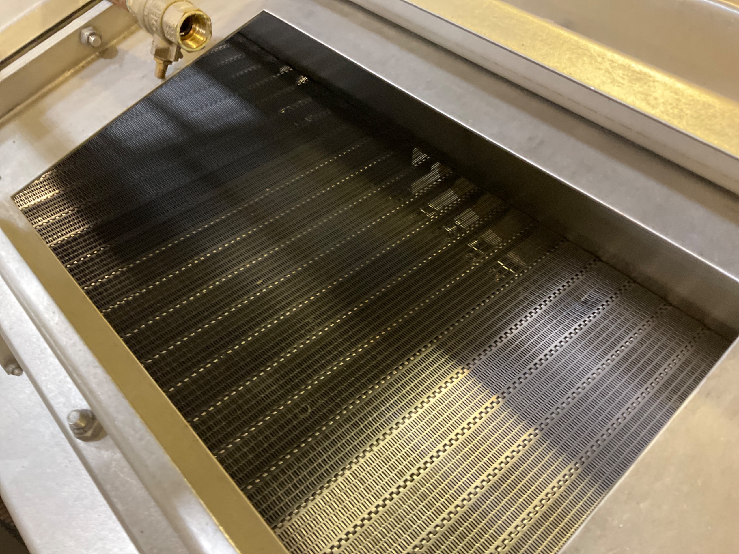 FEC COOLER CONVEYOR - undefined