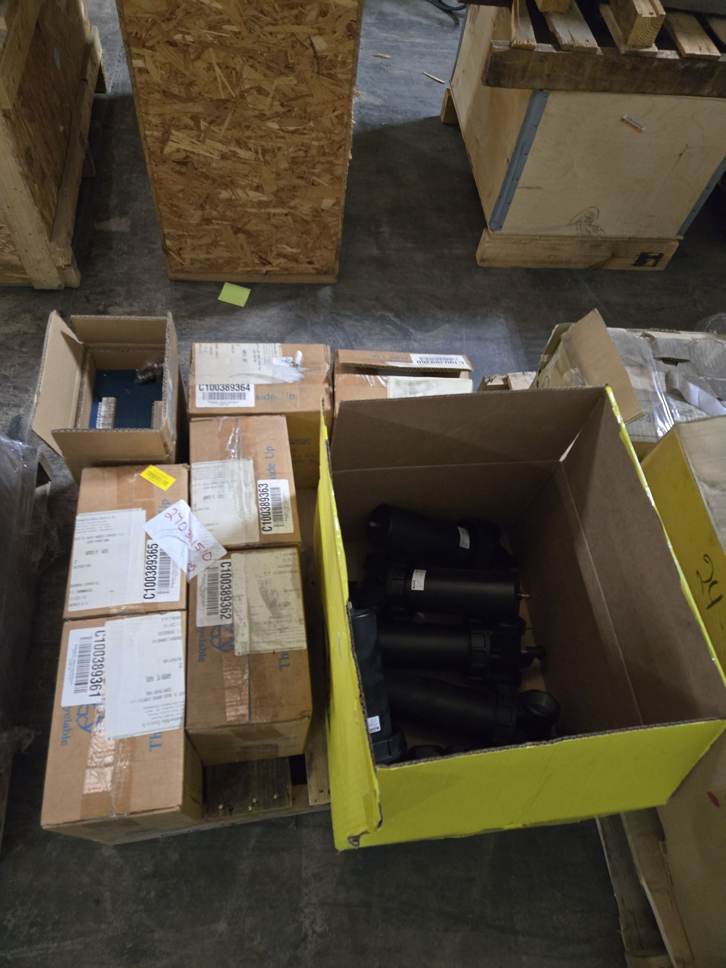 BULK QTY OF FILTERS AND BATTERY UNITS - undefined