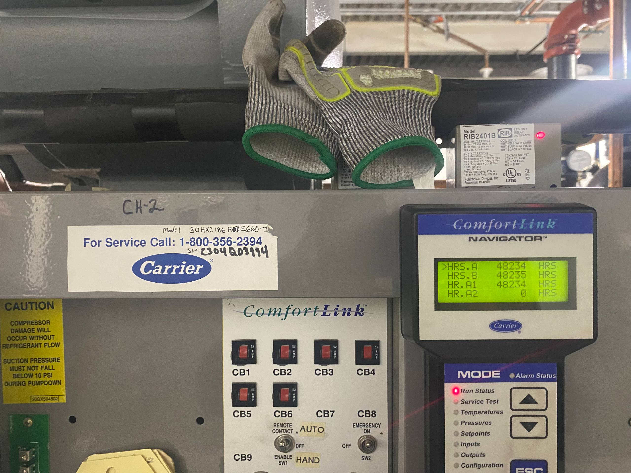 2004 CARRIER 30HXC186RZE660 AQUAFORCE CHILLER - undefined
