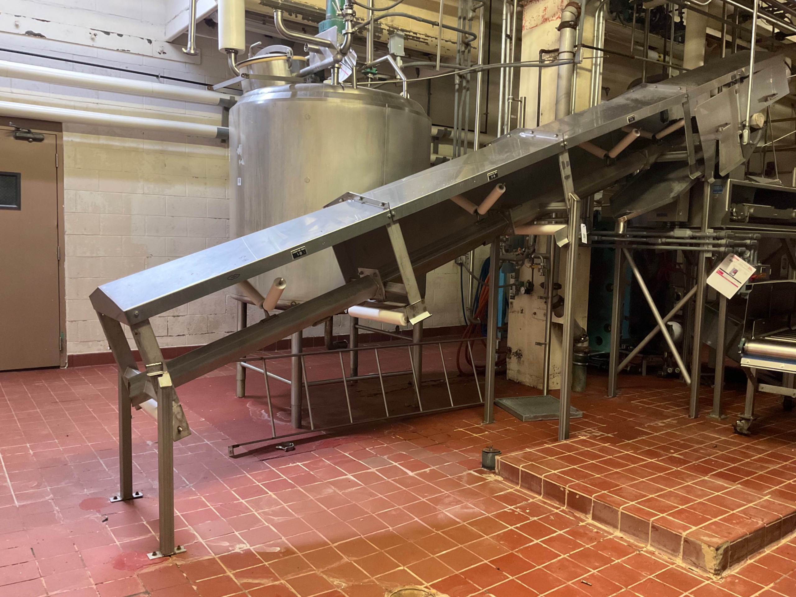 INCLINE BELT CONVEYOR - undefined