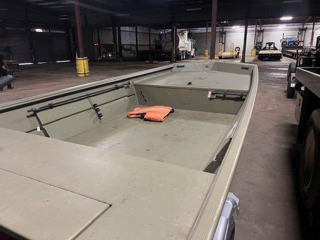 2020 LOWE 1760 BOAT - undefined