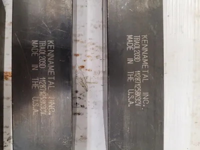 KENNAMETAL TOOL HOLDER LOT (3 TOTAL): (2) TRAOL203D AND (1) SRGCR163 - VARIOUS SPECS. - undefined