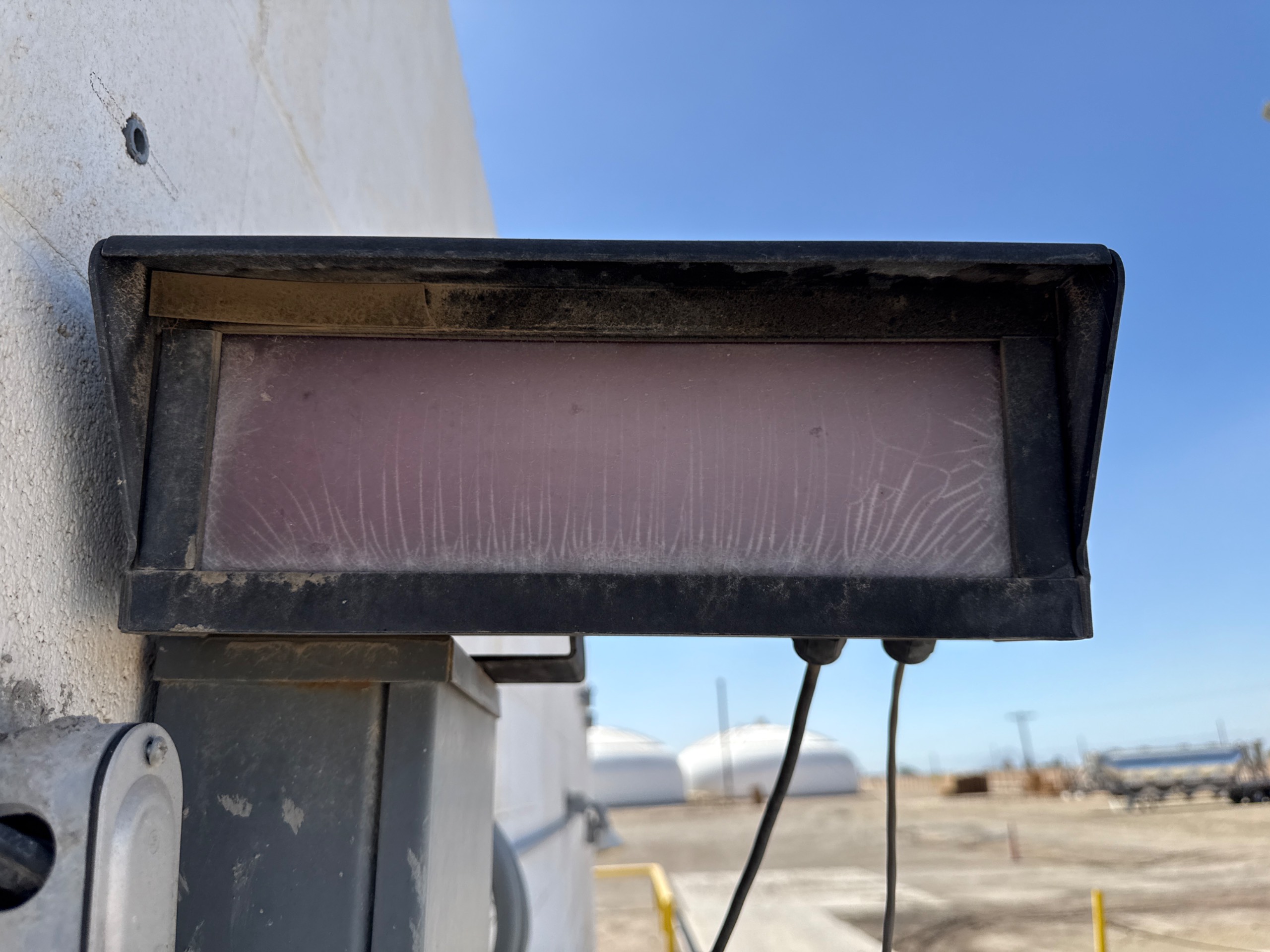 AVERY WEIGH-TRONIX BMS 7011-100T J TRUCK SCALE - undefined