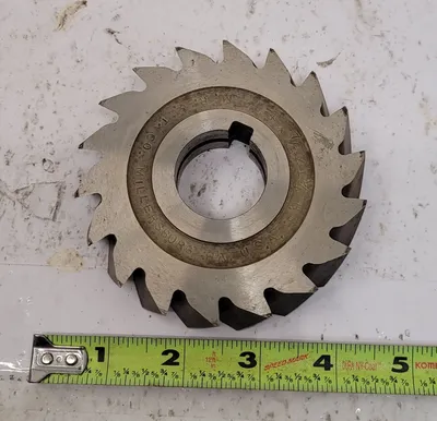 M.R. & T. CO HSS SLITTING SAW MILL, 4.0" X 7/8" X 1-1/4", 4" DIAMETER, 1-1/4" ARBOR HOLE, 18 TEETH - undefined