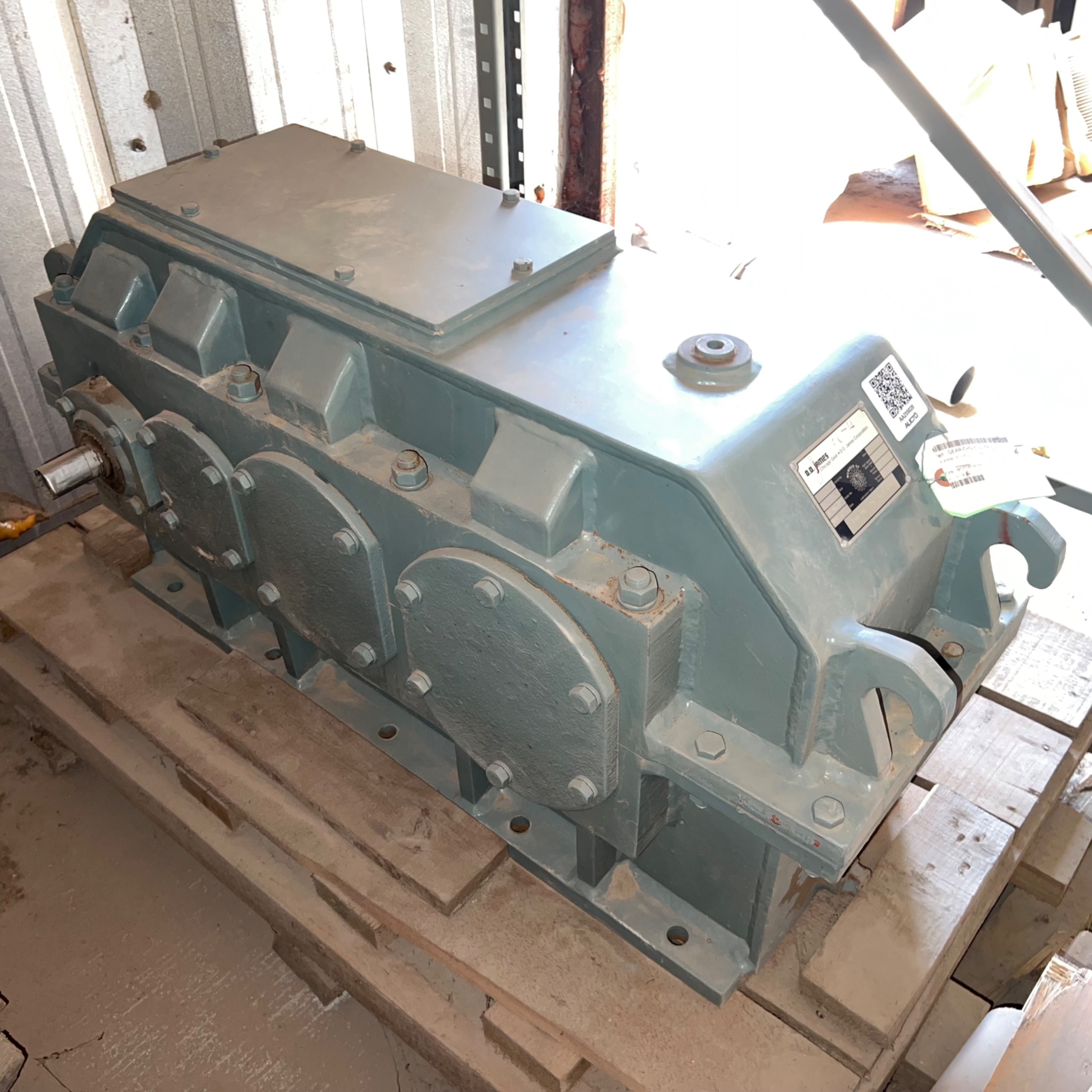 2001 D.O. JAMES GEARBOX - undefined