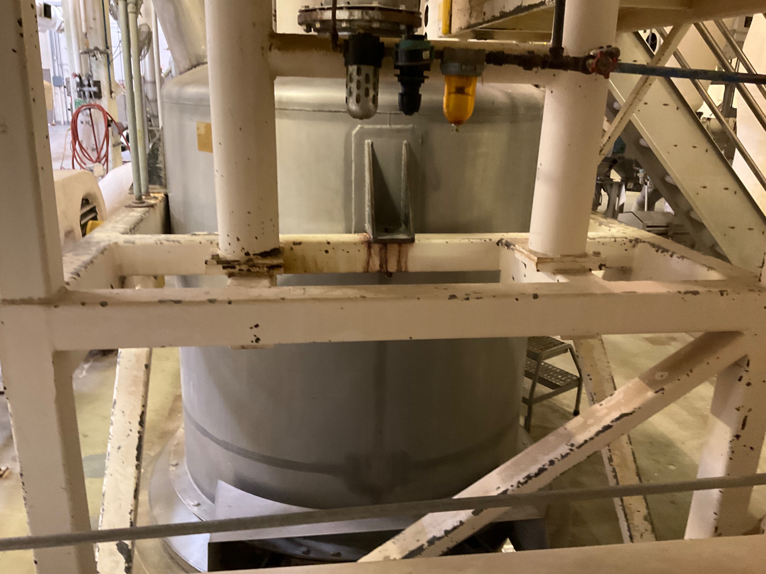 VIBRA SCREW INCORPARETED VIBRATORY STORAGE TANK - undefined