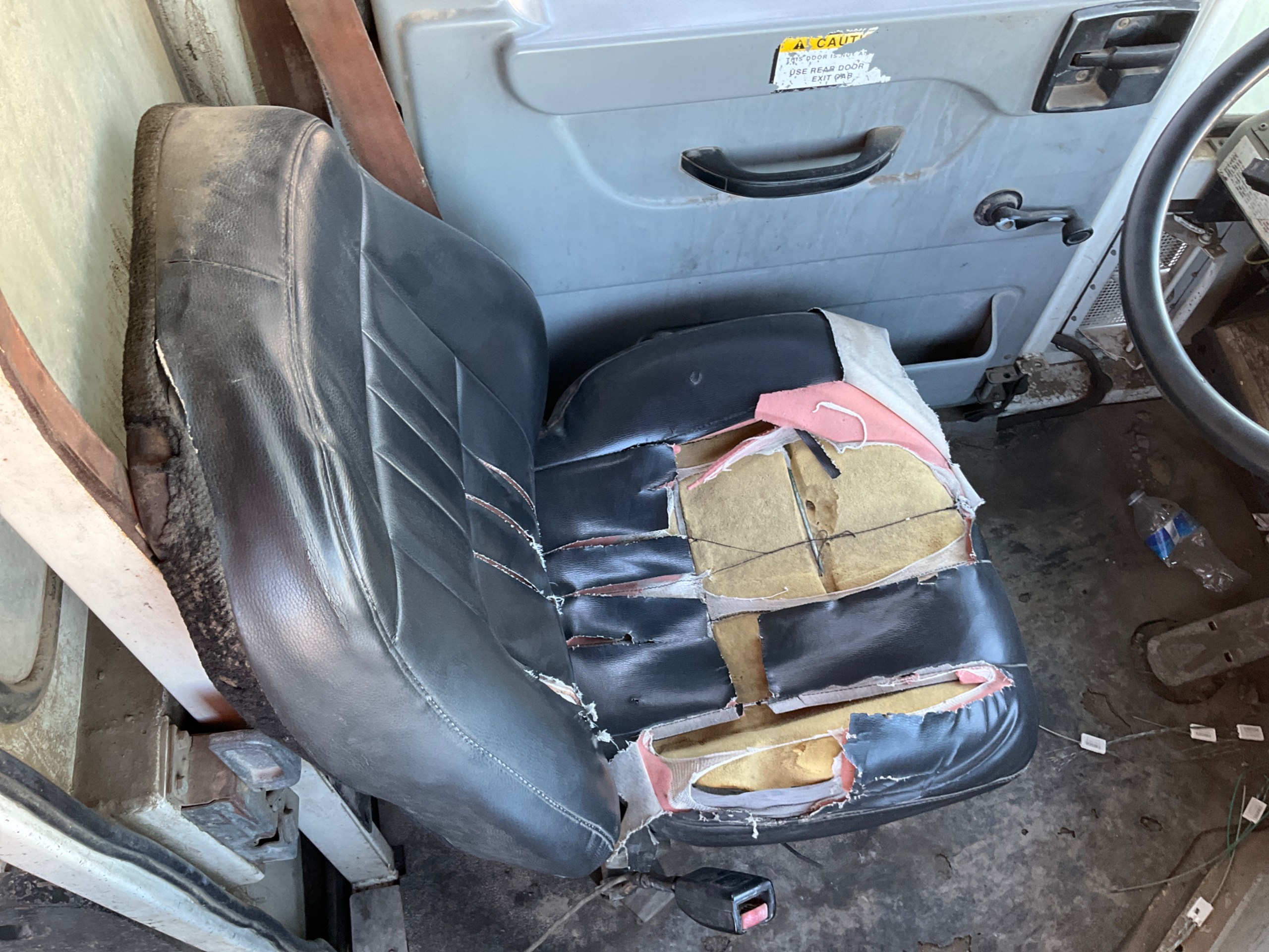 2010 CARGOTEC 4X2 UTILITY TRUCK - undefined