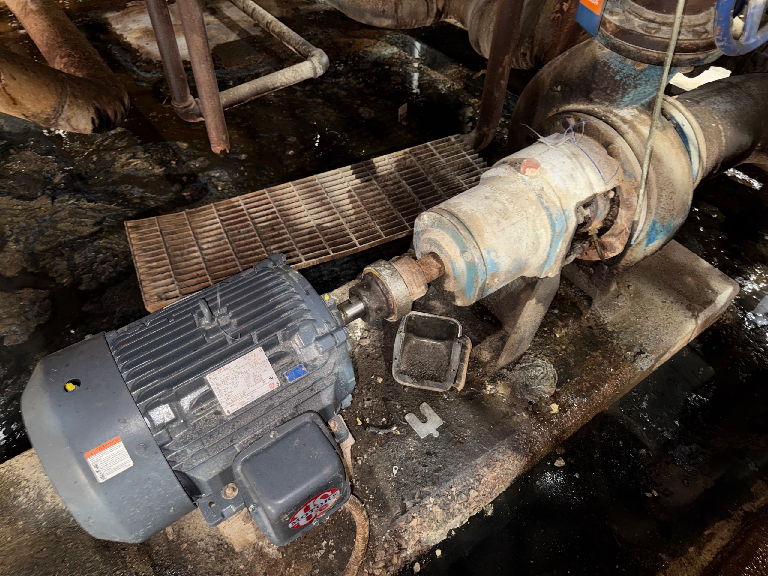WORTHINGTON PUMP & 15HP MOTOR ASSEMBLY - undefined