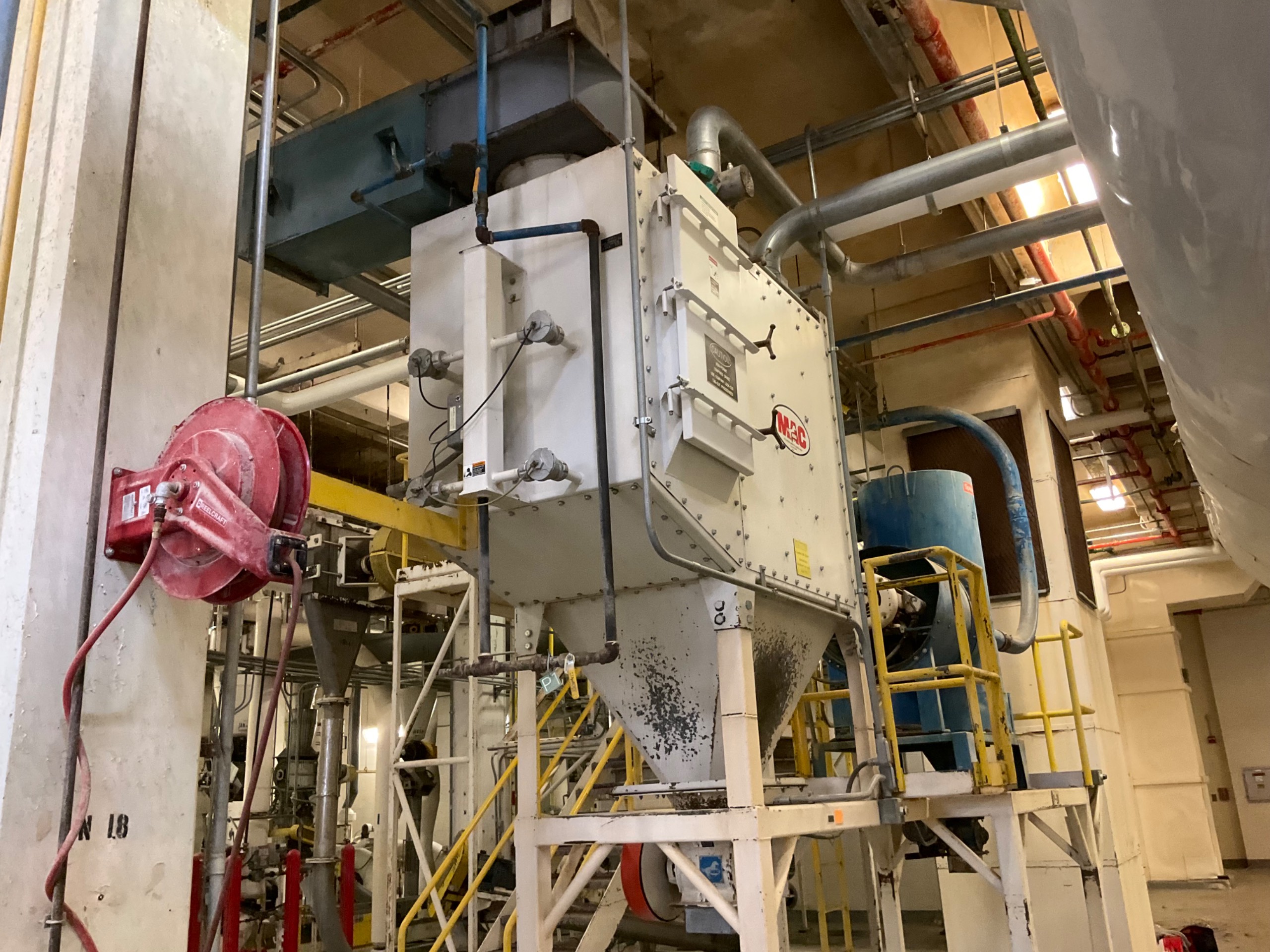 MAC 2M2F8 DUST COLLECTOR - undefined