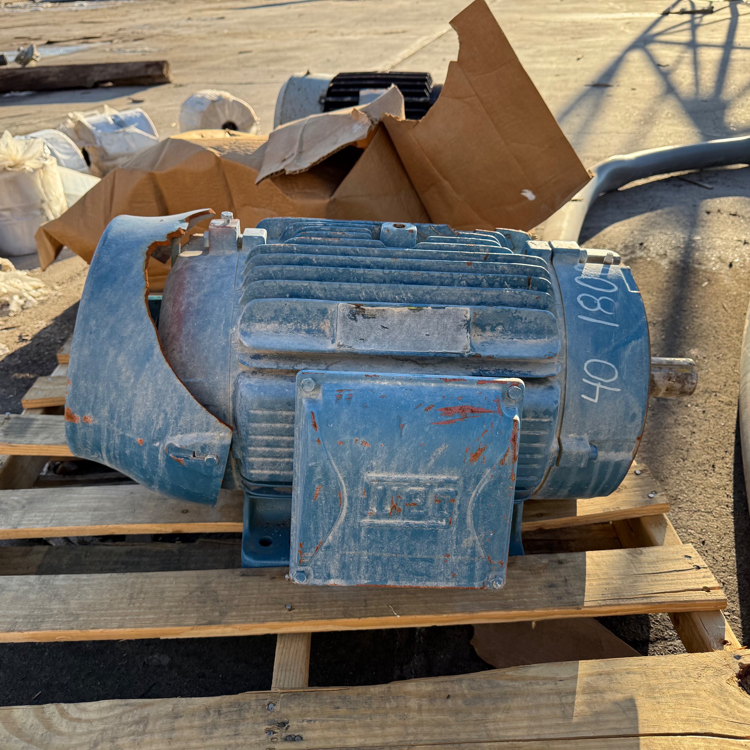 BULK QTY OF INDUSTRIAL PARTS - undefined