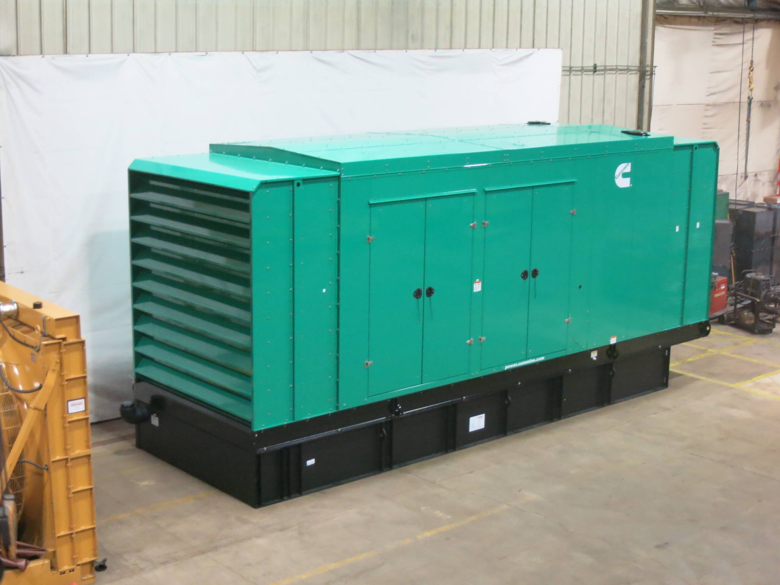 2025 CUMMINS DQFAD 1000 KW DIESEL GENERATOR - undefined