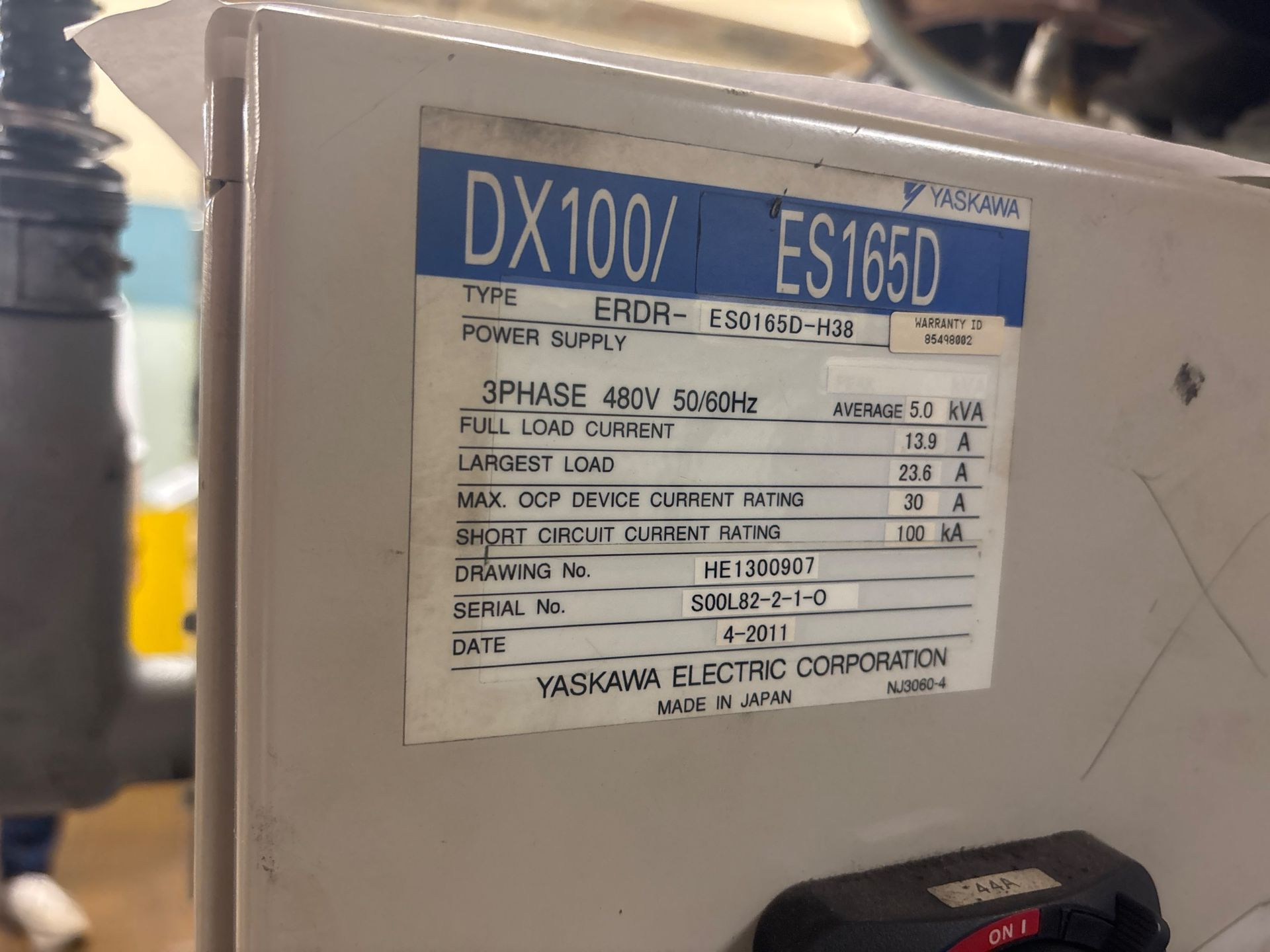 2011 YASKAWA MOTOMAN-ES165D ARTICULATED ROBOT - undefined