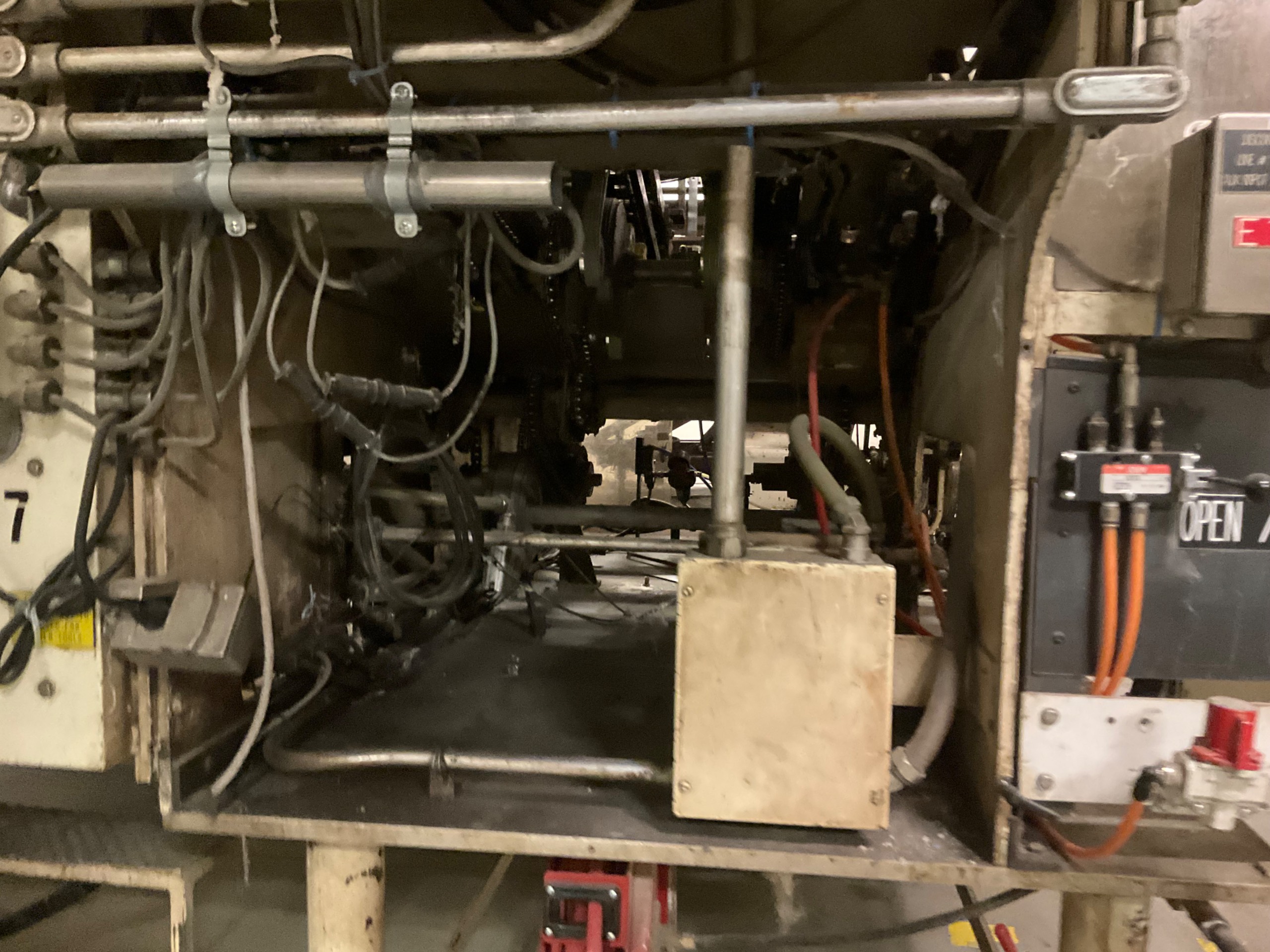 1983 JONES SSG PACKAGING MACHINE - undefined