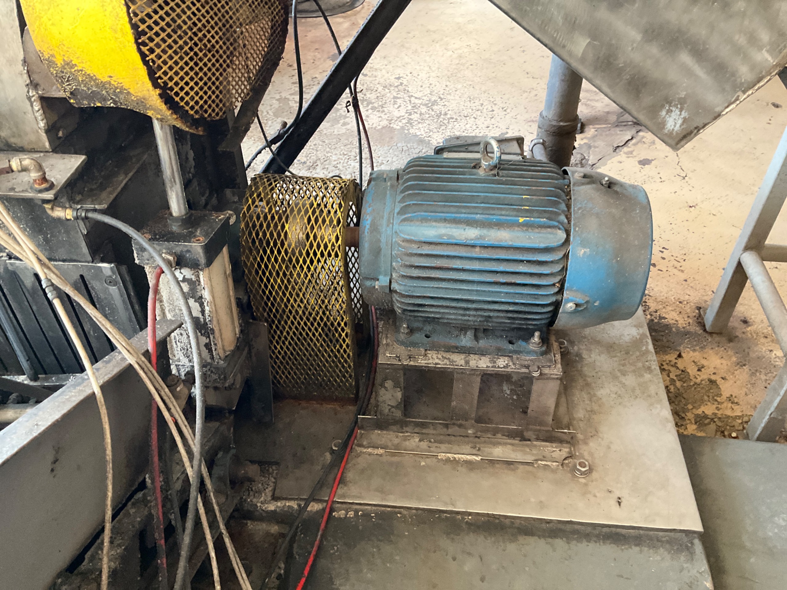 BEET SLICING SAW - undefined