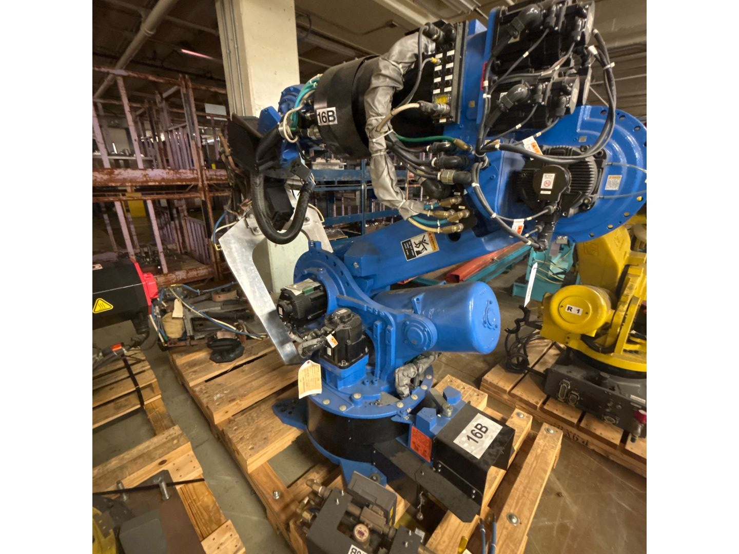 2014 YASKAWA MOTOMAN-ES200D ARTICULATED ROBOT - undefined