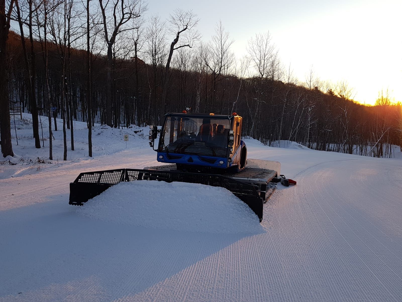 2021 CM DUPON ALPINE 510 WIDE SNOW GROOMER - undefined