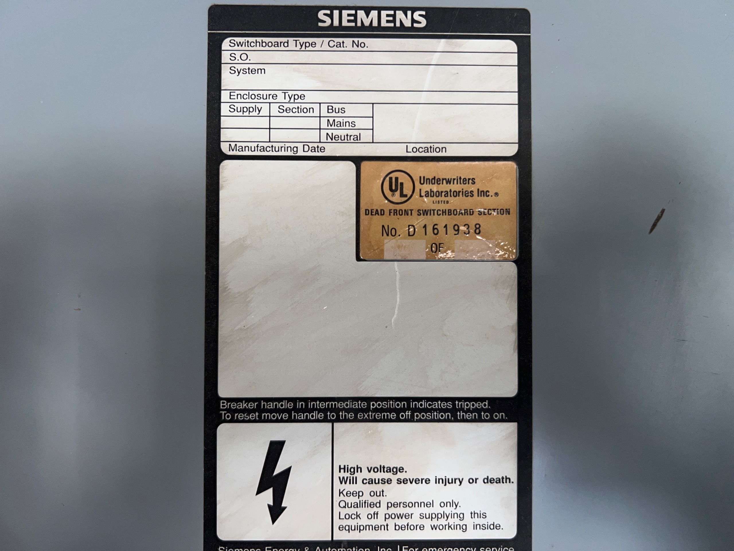 QTY 3: SIEMENS SENTRON SWITCHBOARD - undefined