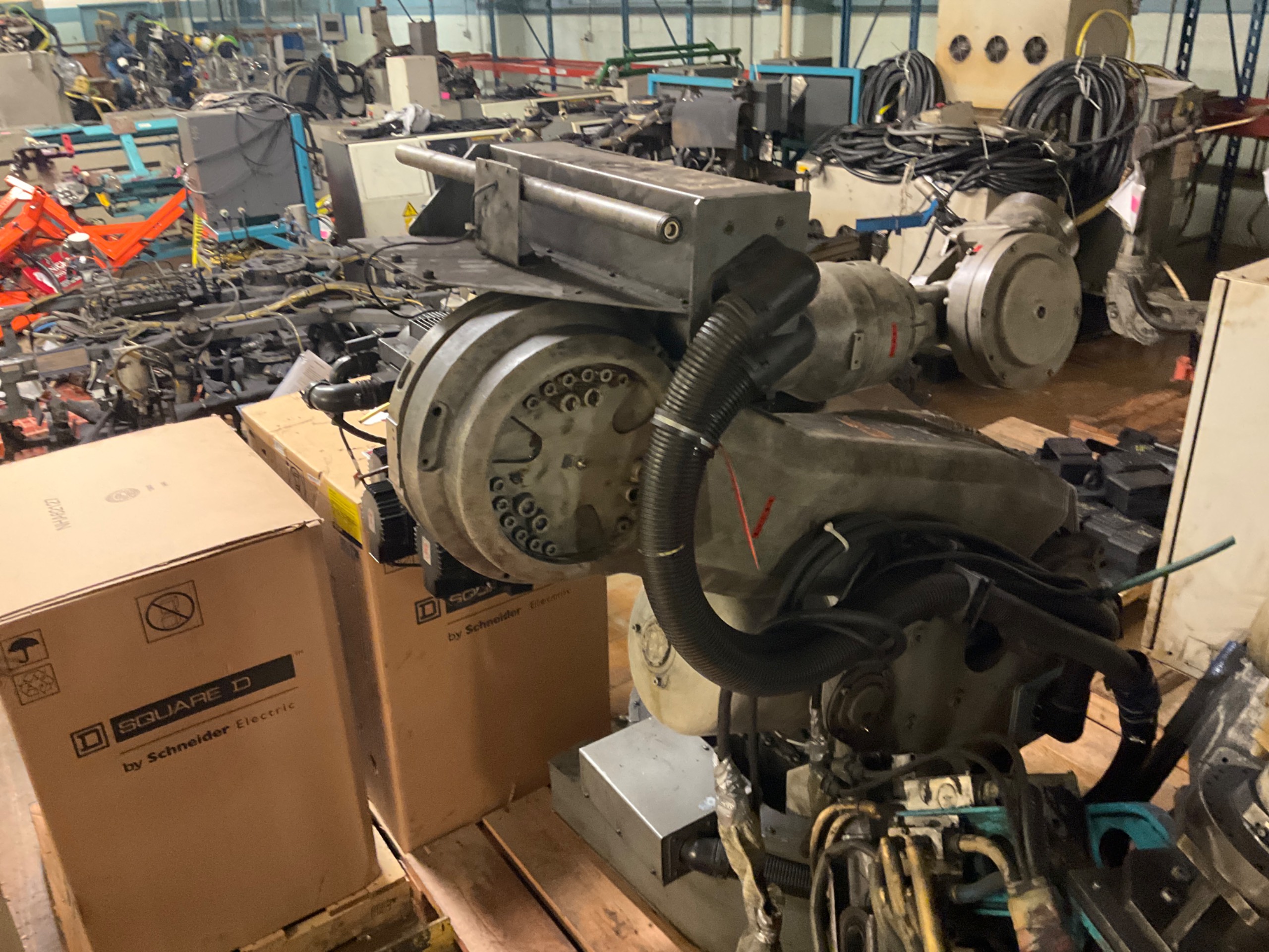 YASKAWA MOTOMAN-UP200 ARTICULATED ROBOT - undefined