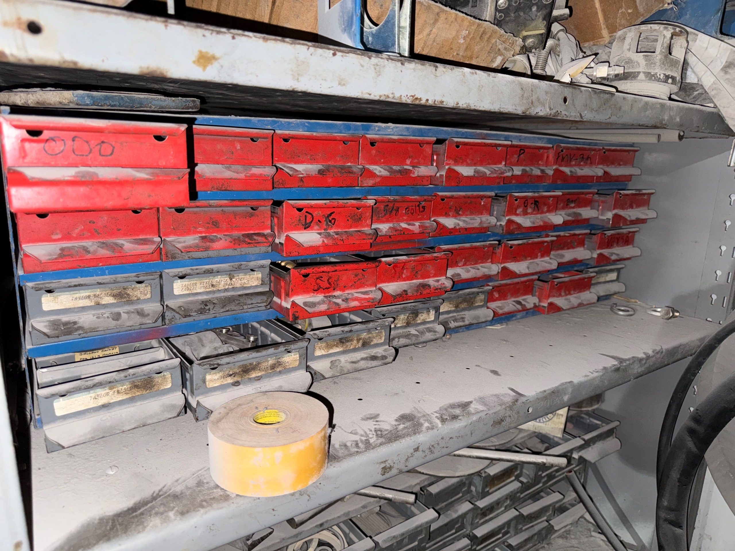 BULK CONTENTS OF INSTRUMENT ROOM - undefined