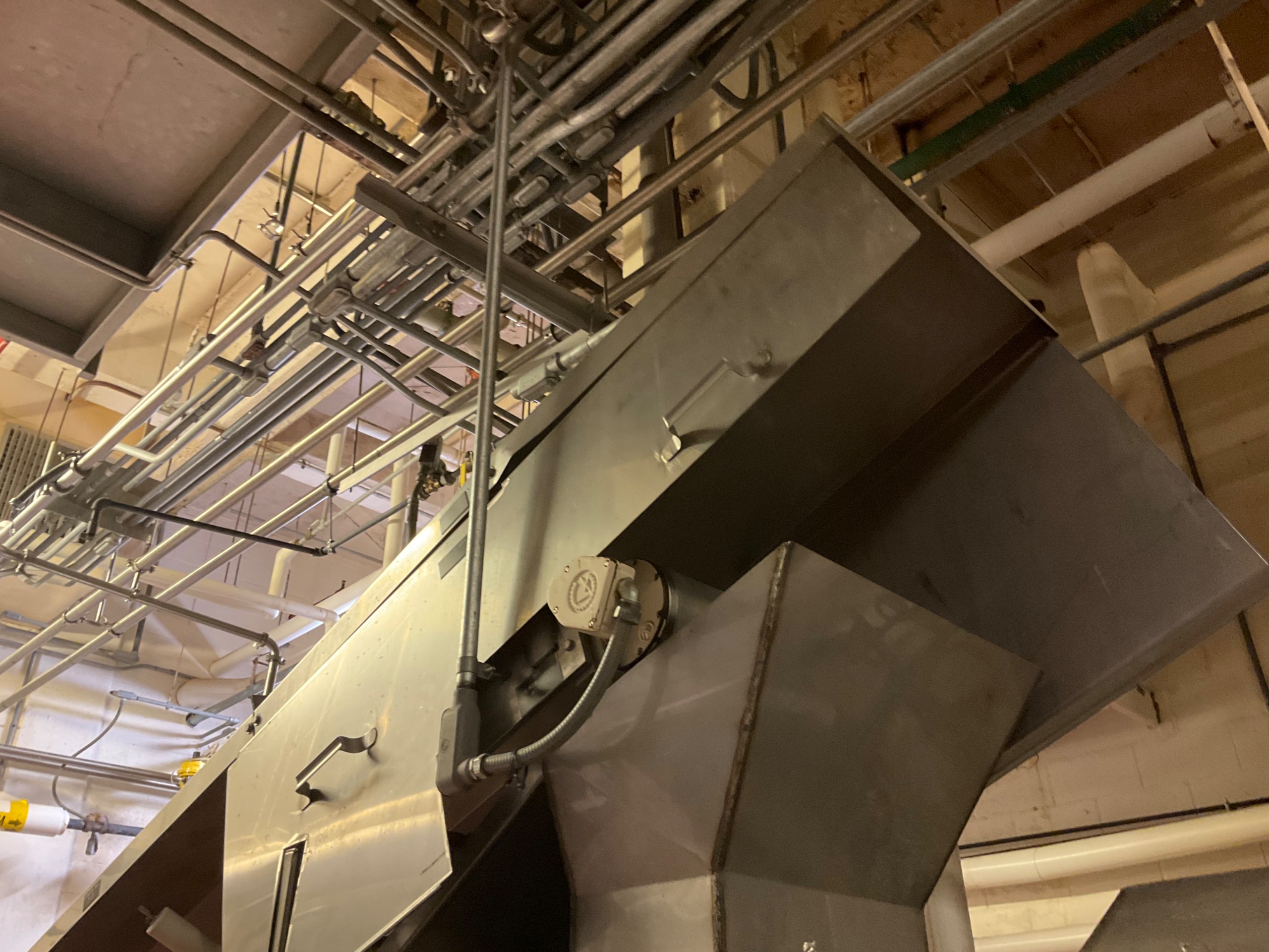 INCLINE BELT CONVEYOR - undefined