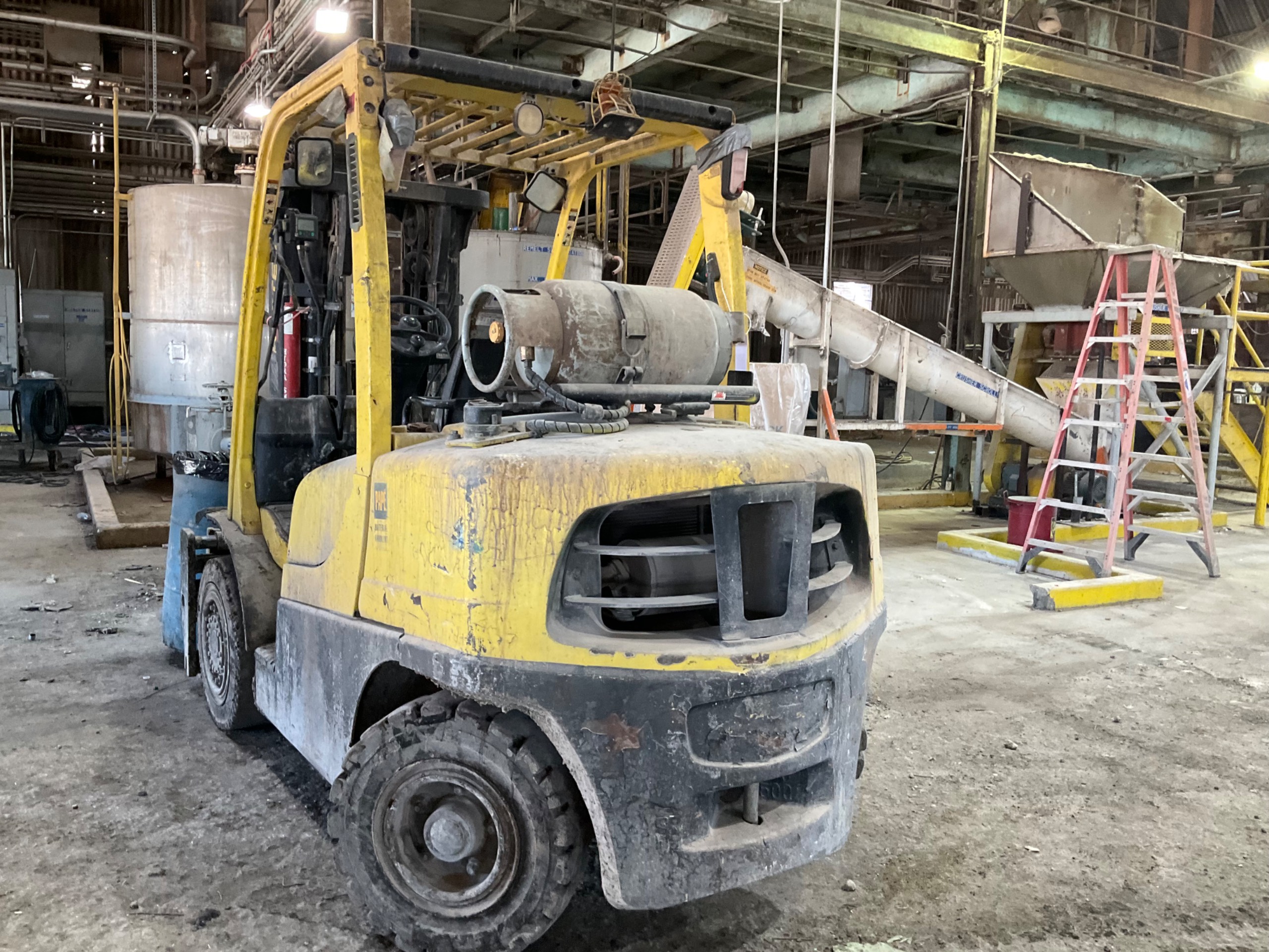 HYSTER H80FT SIT-DOWN FORKLIFT - undefined