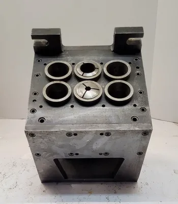 BEERE 6 STATION UNIFORM 5C COLLET FIXTURE, MAX GRIP PRESSURE 2500 - undefined