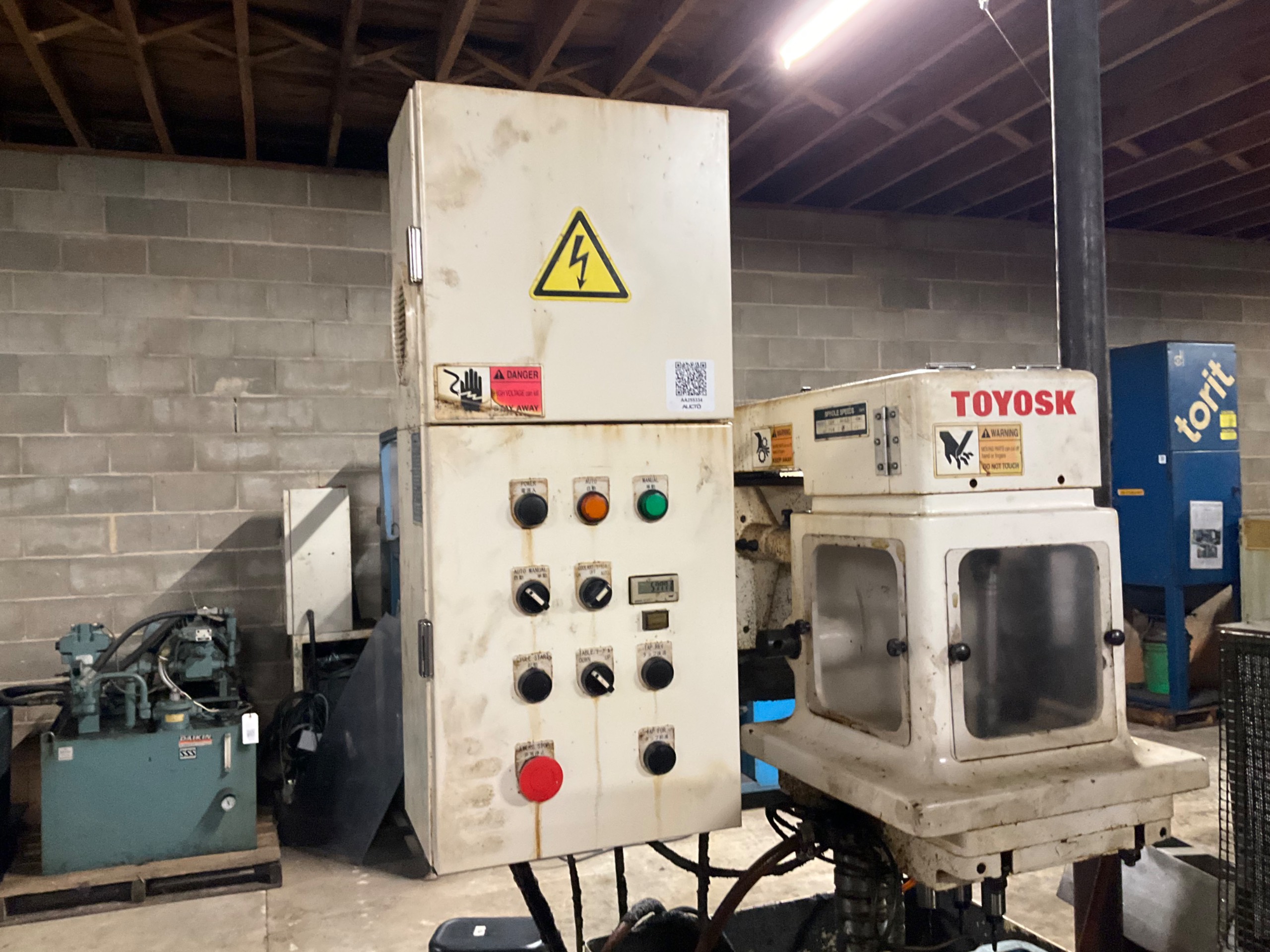 2011 TOYOSK 06BII-TMS MULTI-SPINDLE TAPPING MACHINE - undefined