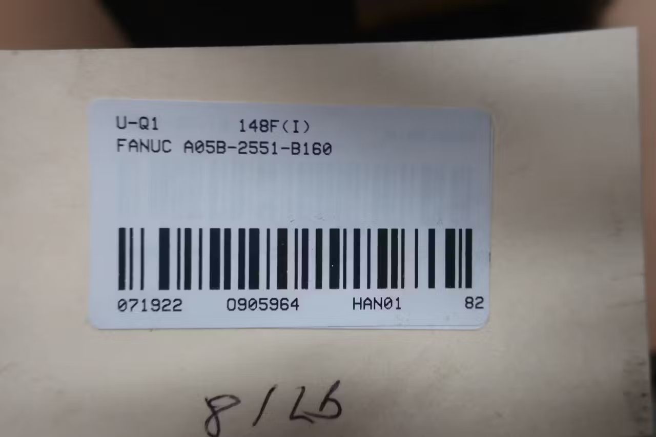 FANUC A05B-2551-B160 A05B-1139-B204 LR MATE 200IC ROBOT CONTROLLER ASSEMBLY - undefined