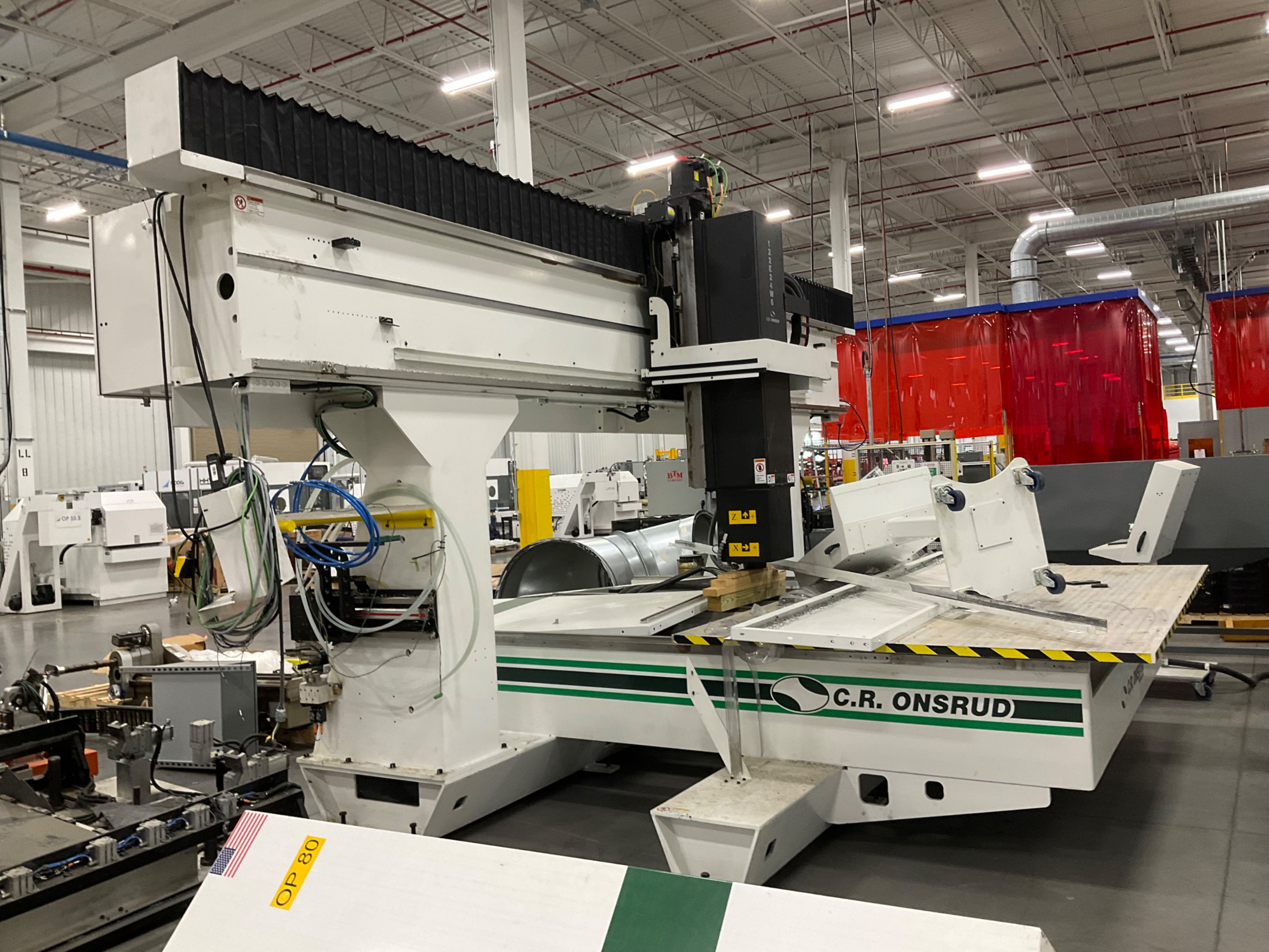2022 C.R ONSRUD 122E24CW6 CNC ROUTER - undefined