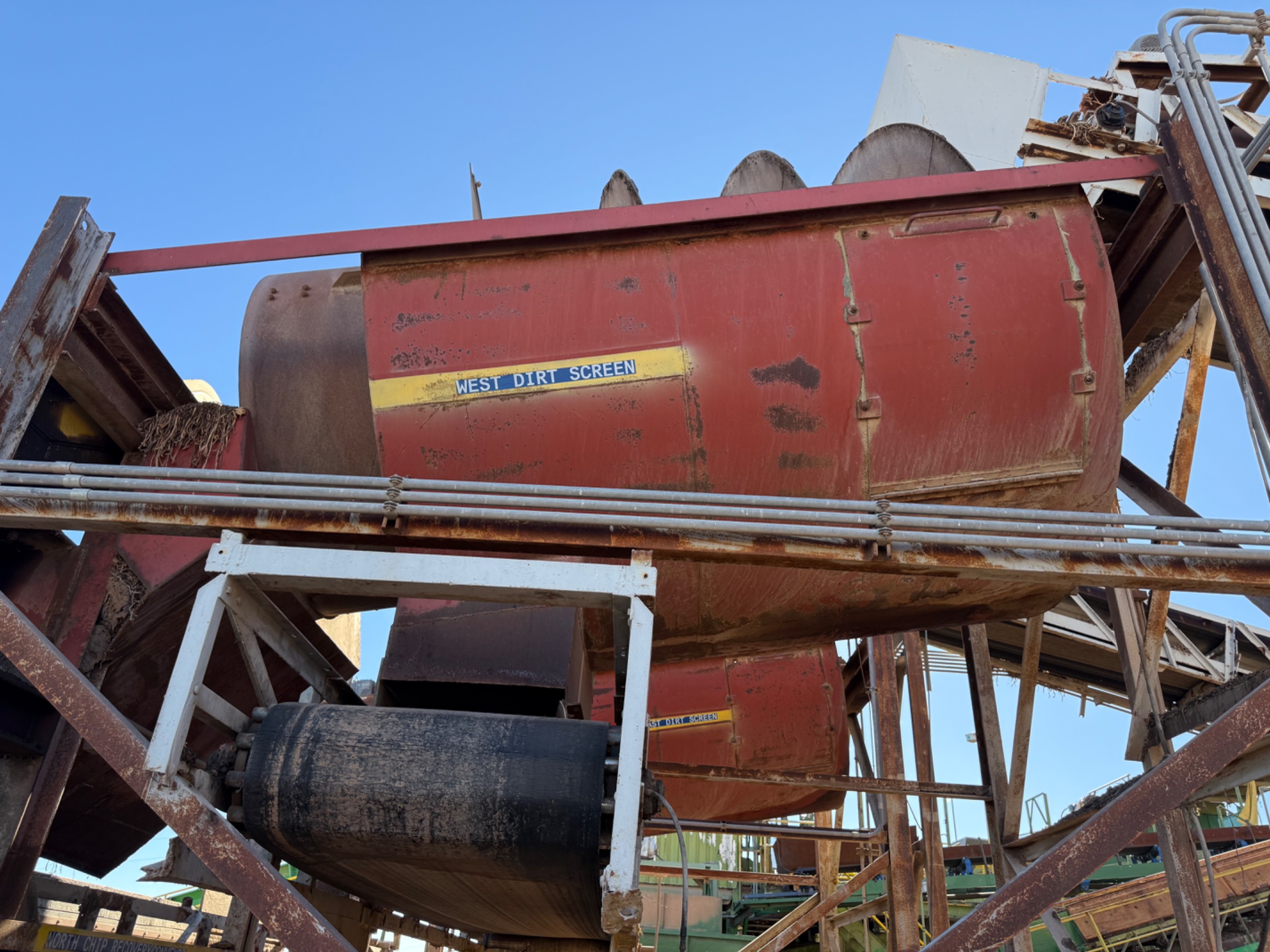 ROTATING SOIL SCREEN - undefined