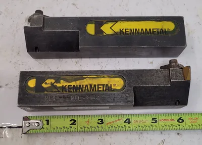 KENNAMETAL NEL-204D/NER-204D TOOLHOLDER LOT OF 2: 1.25 IN SHANK, 6 IN TOOL LENGTH - undefined