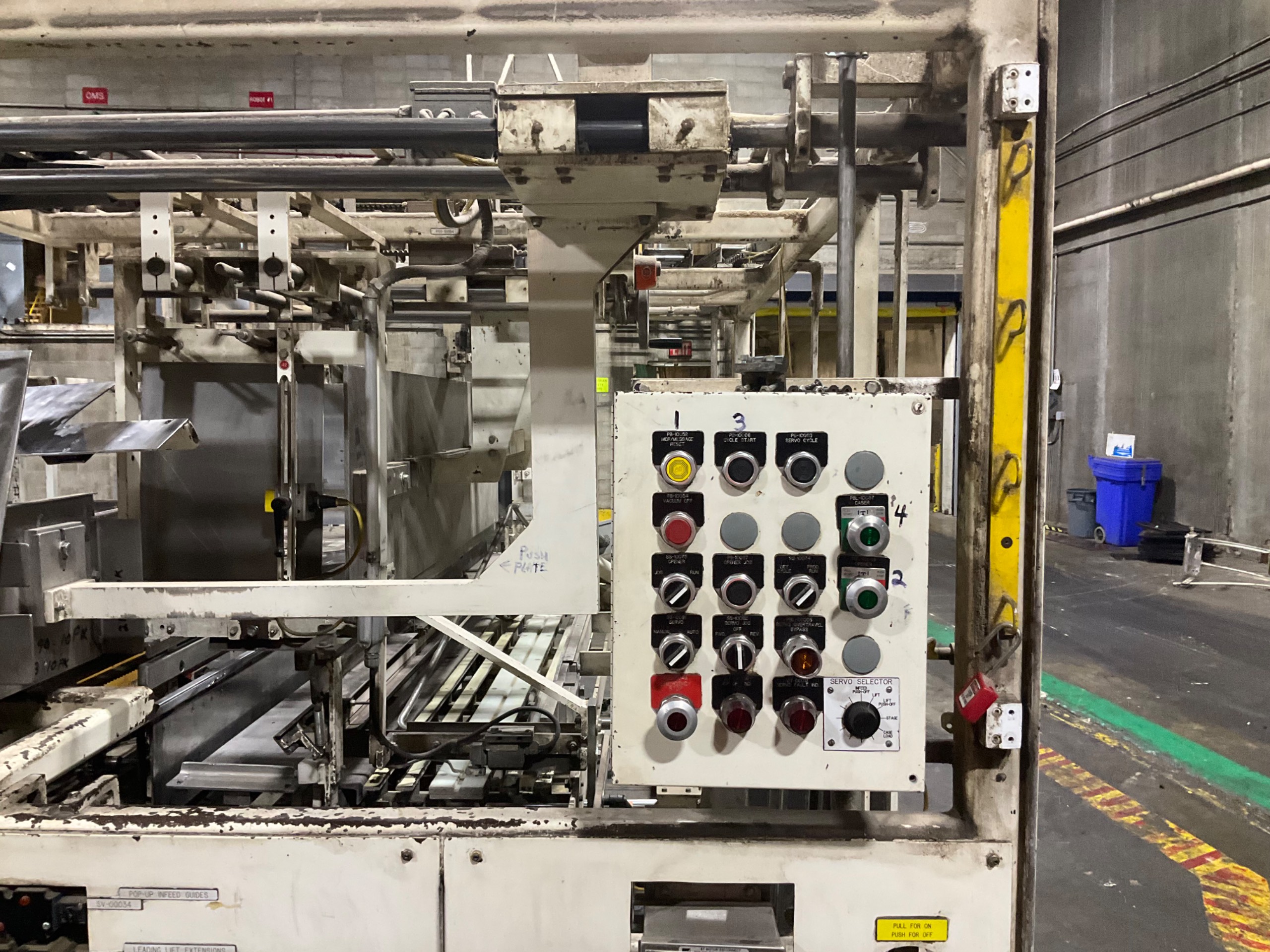 CASE FORMER MACHINE - undefined
