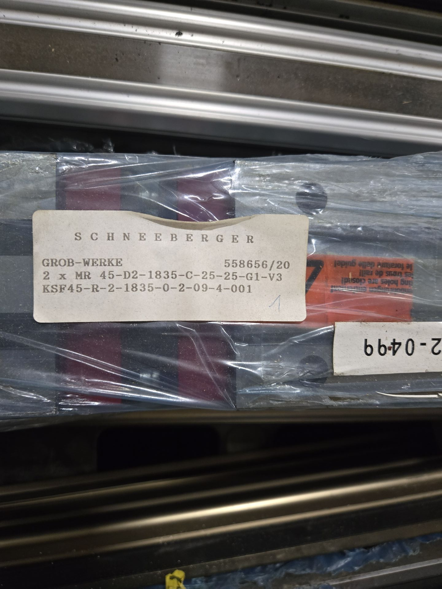 BULK QTY OF LINEAR GUIDES AND CYLINDERS - undefined