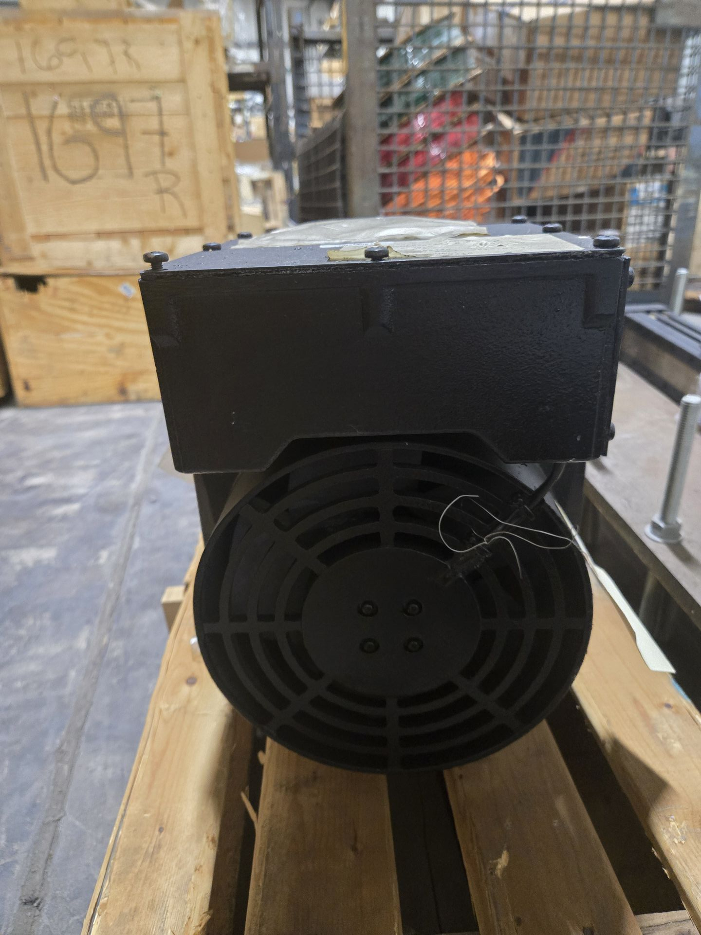 ALLEN-BRADLEY BULLETIN 1327 HIGH PERFORMANCE 15 HP AC MOTOR - undefined