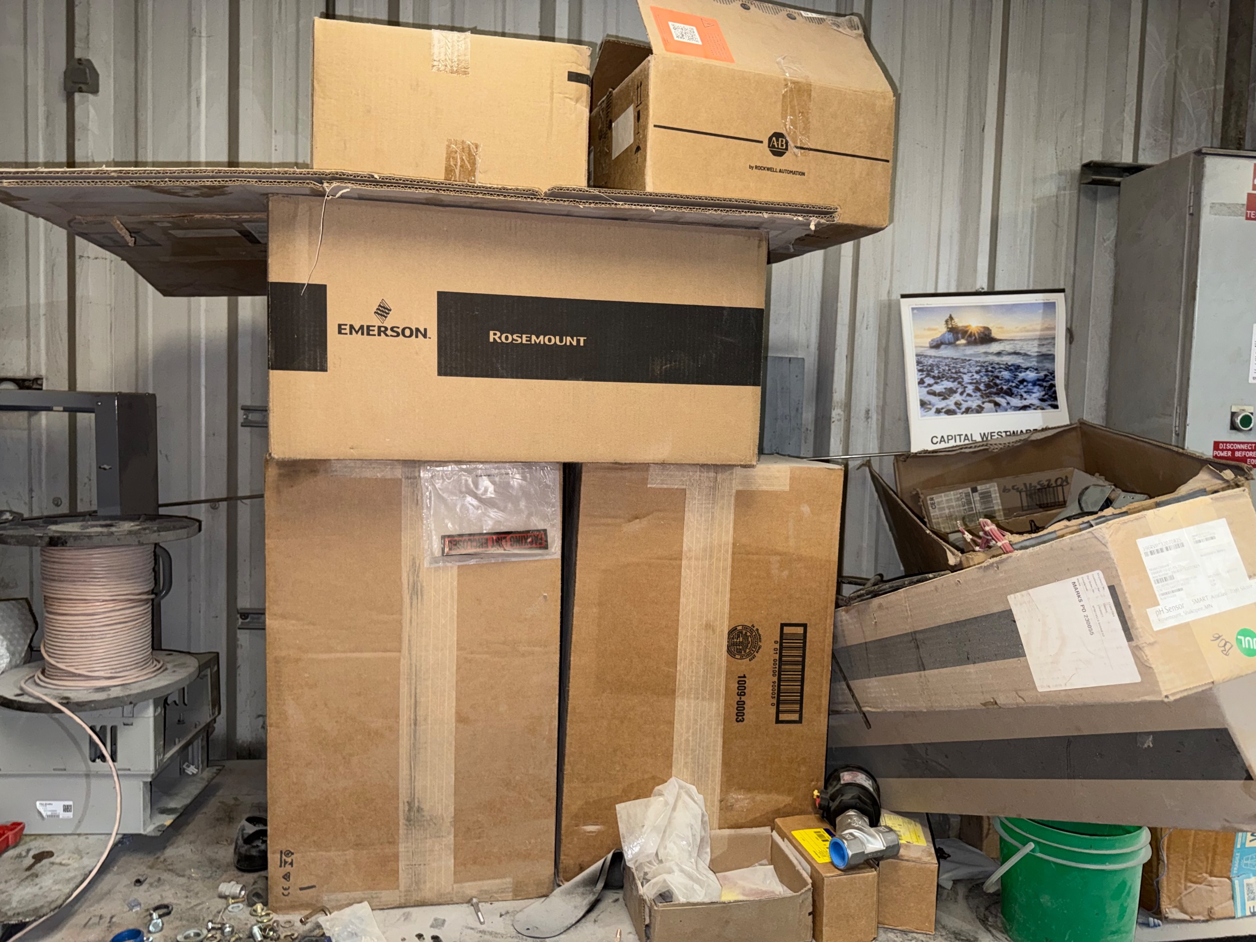 BULK CONTENTS OF INSTRUMENT ROOM - undefined