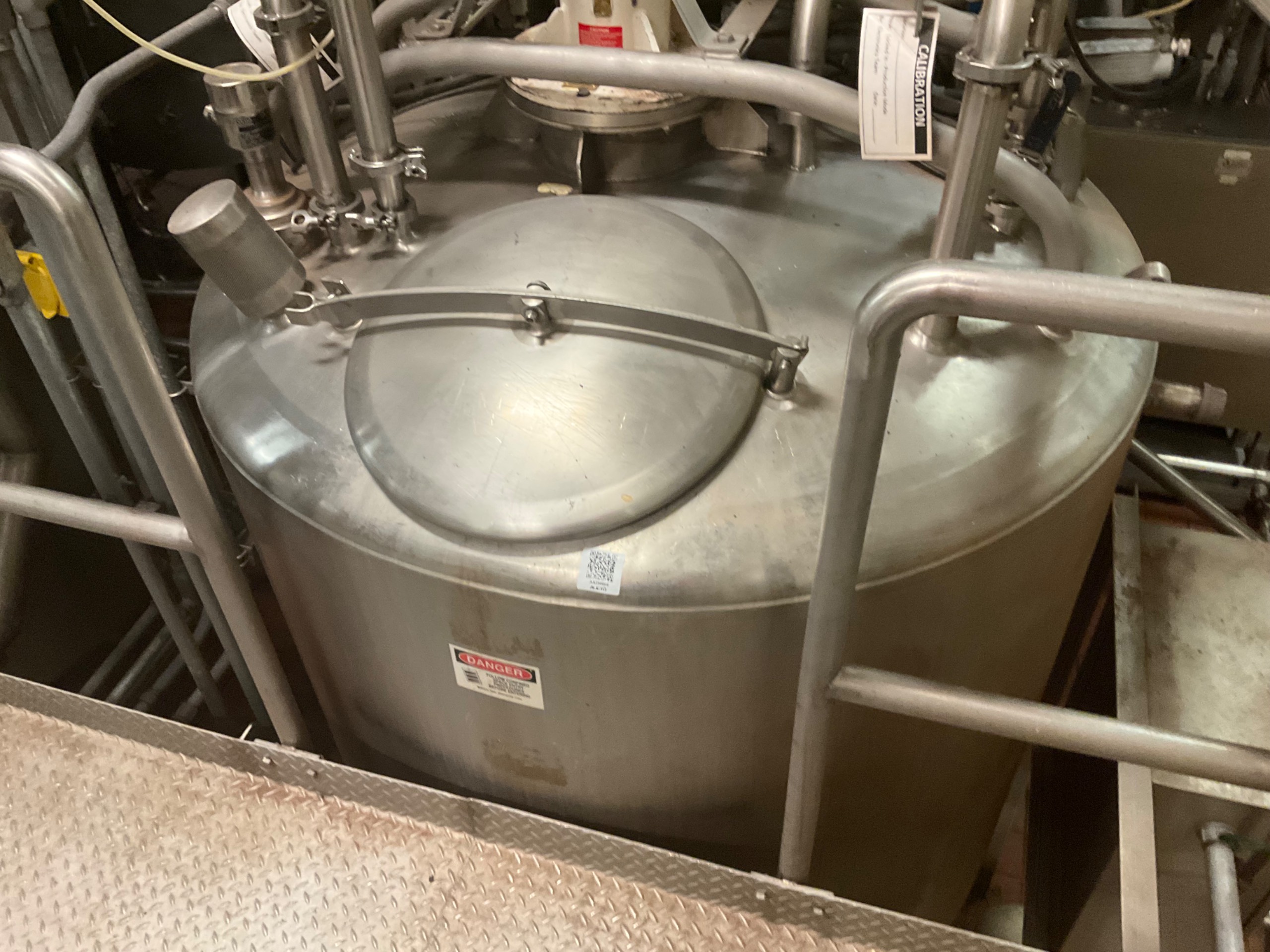 MIXER TANK 600 GALLON - undefined