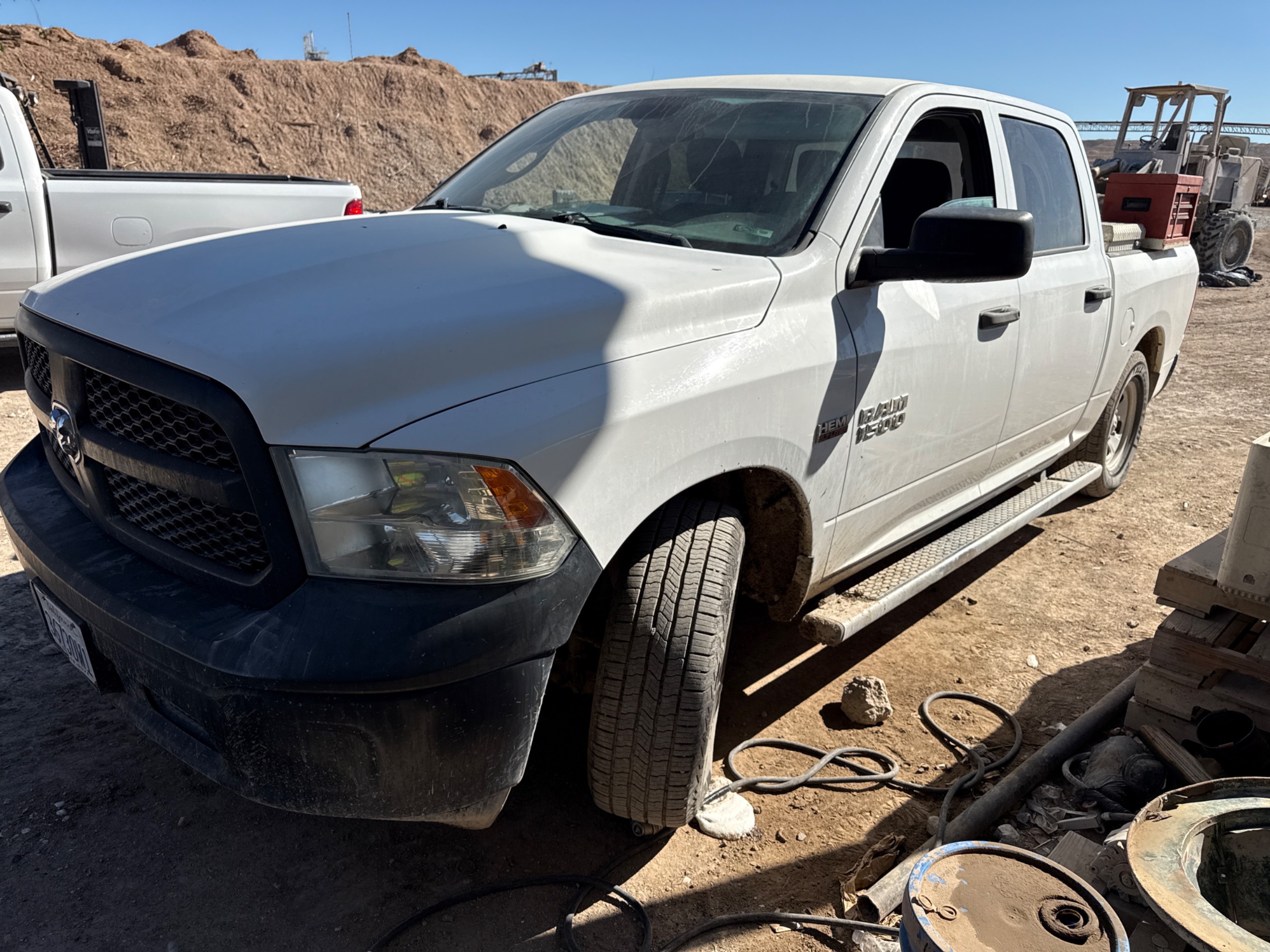 2015 RAM 1500 PICKUP TRUCK - undefined