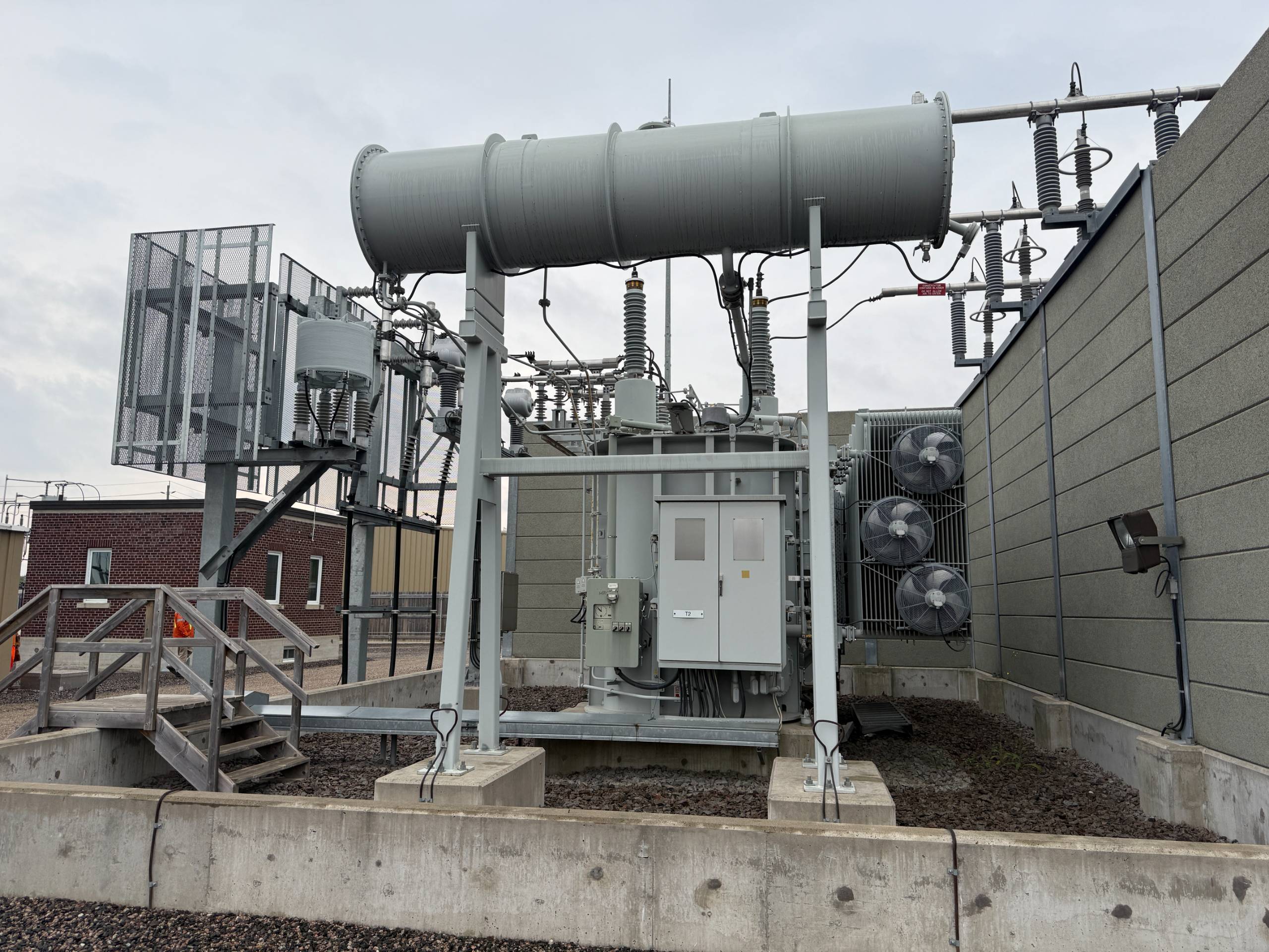 2009 VON ROLL TRANSFORMERS LTD TRANSFORMER 41.7MVA 115/44KV 136981 - undefined