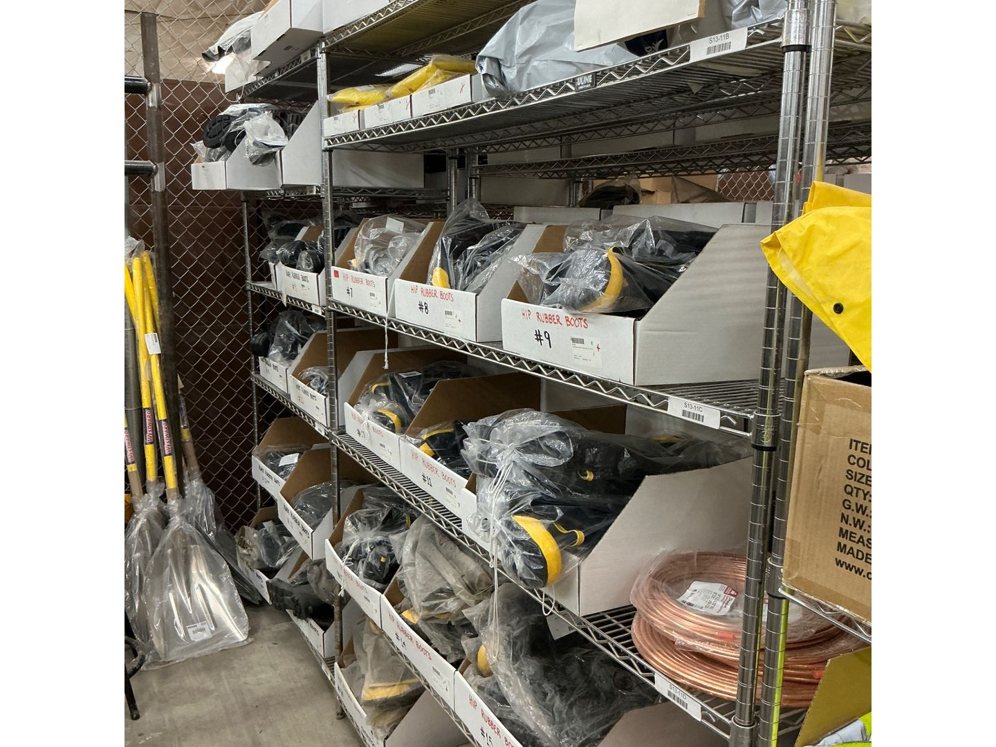 BULK QTY OF TOOLS AND SAFETY EQUIPMENT - undefined