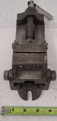 PIVOTAL DRILL PRESS TILTABLE VISE - undefined