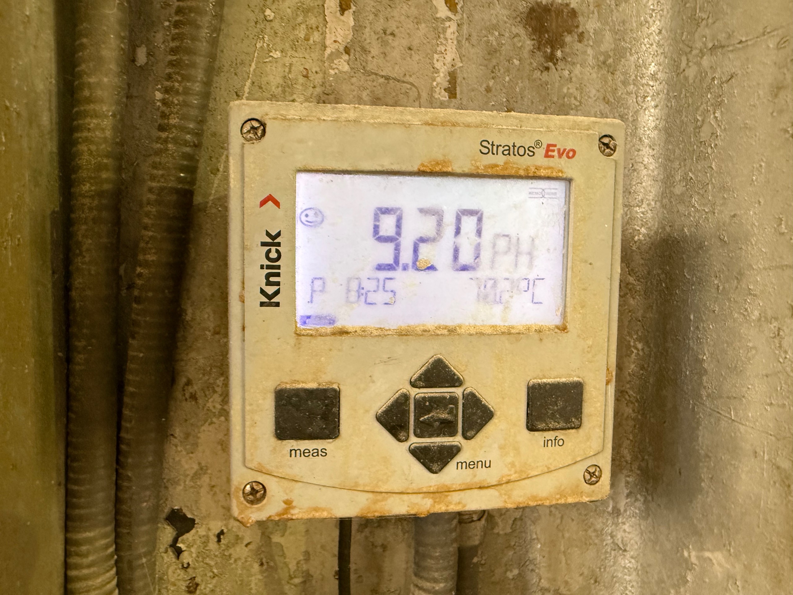 BULK QTY OF INSTRUMENTATION THROUGHOUT SECOND FLOOR - undefined