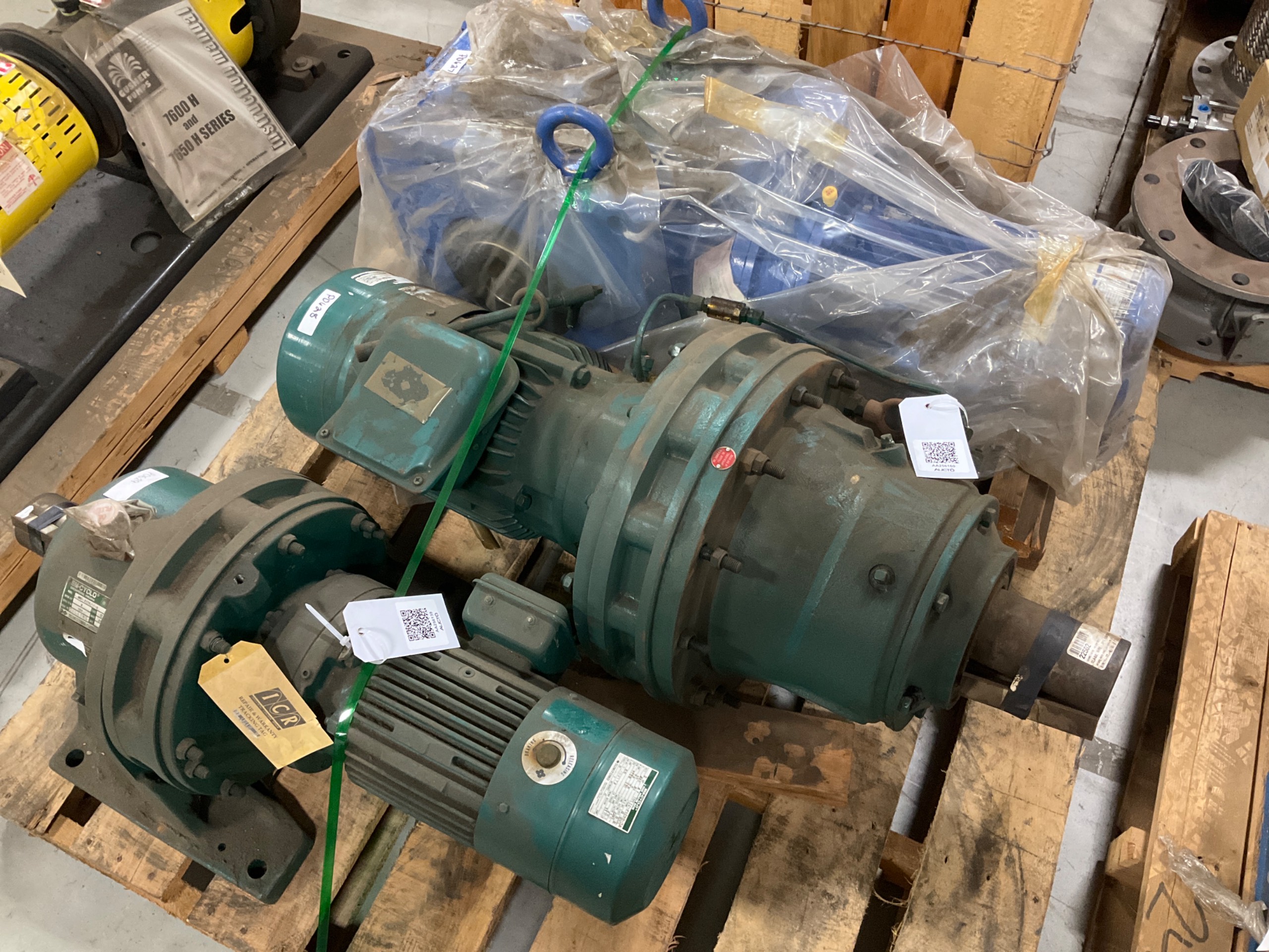 SUMITOMO MOTOR & GEARBOX ASSEMBLY - undefined