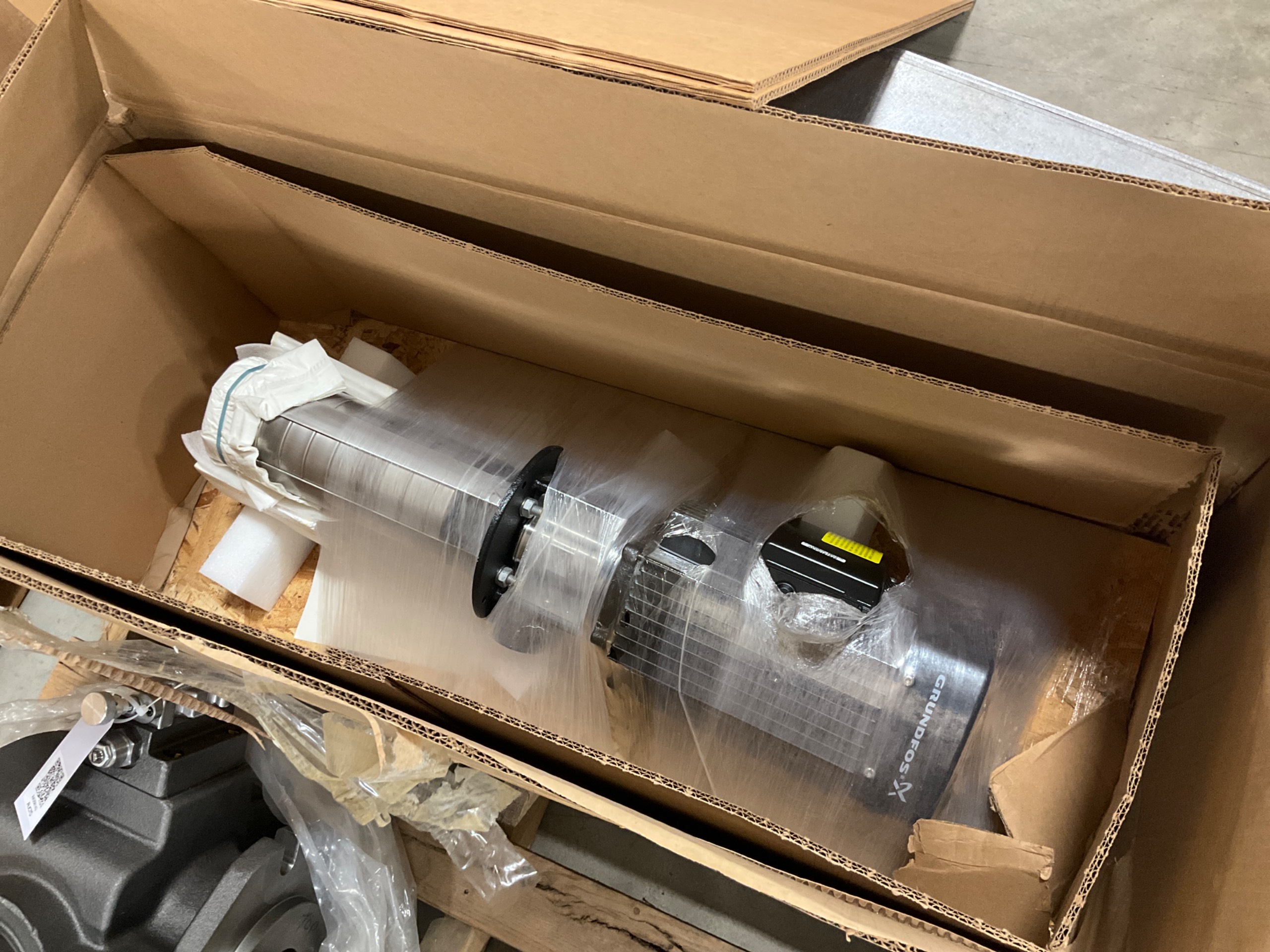 GRUNDFOS PUMP & MOTOR ASSEMBLY - undefined