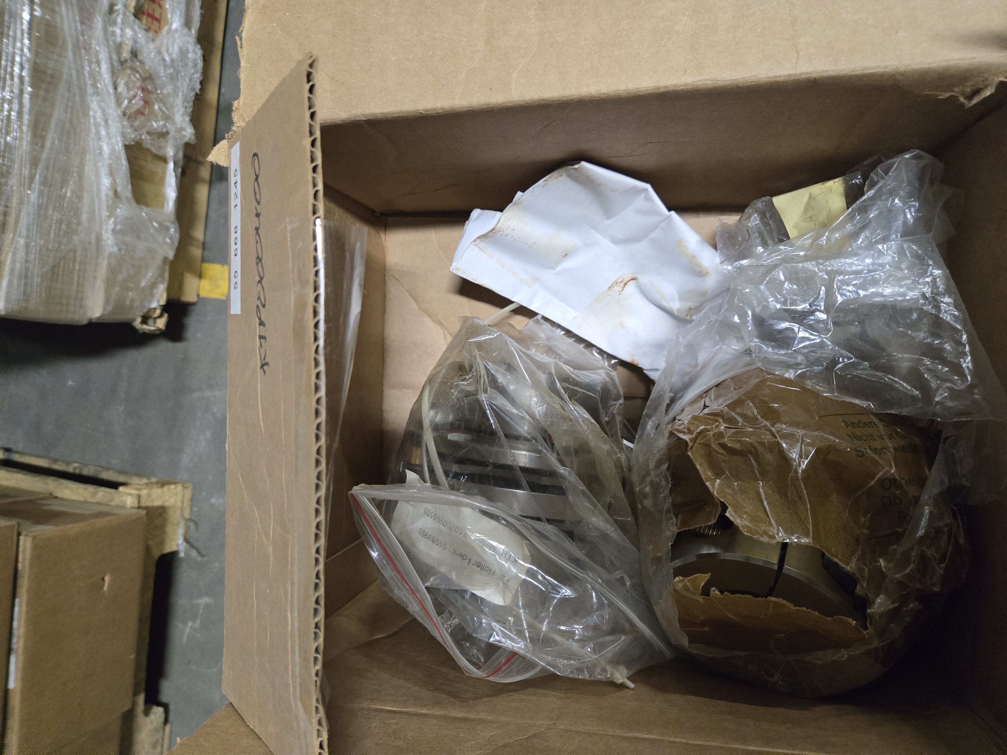 BULK QTY OF ASSORTED TOOLING - undefined