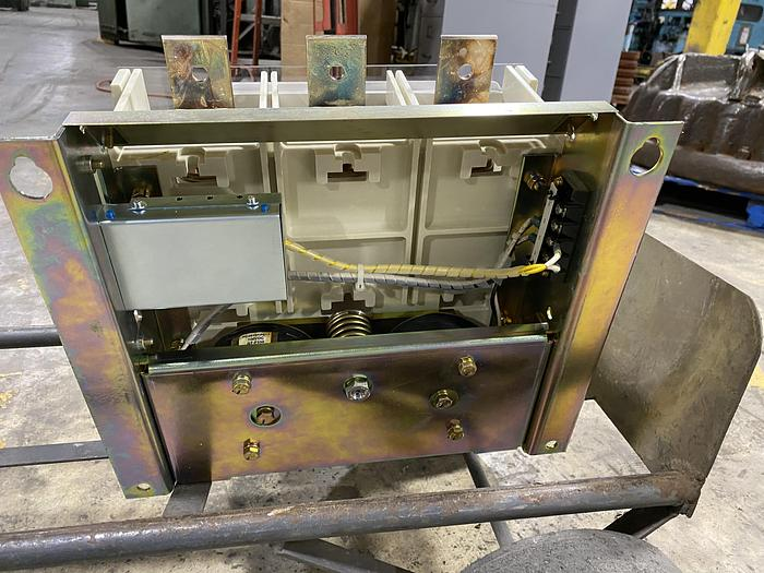 TOSHIBA HCV-1JBU LOW VOLTAGE VACUUM CONTACTOR 1500V 600A 42KA 100-240V AC/DC - undefined