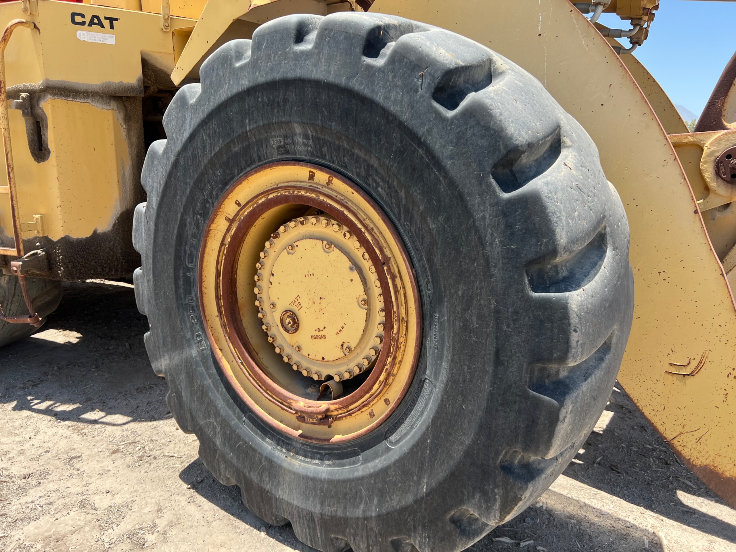 CATERPILLAR 988B WHEEL LOADER - undefined