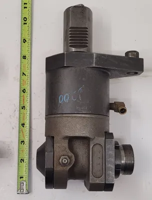 MAZAK RIGHT ANGLE LIVE TOOL HOLDER (OAL: 9-3/4", WIDTH: 5-1/4", ARBOR: 1.25") - undefined