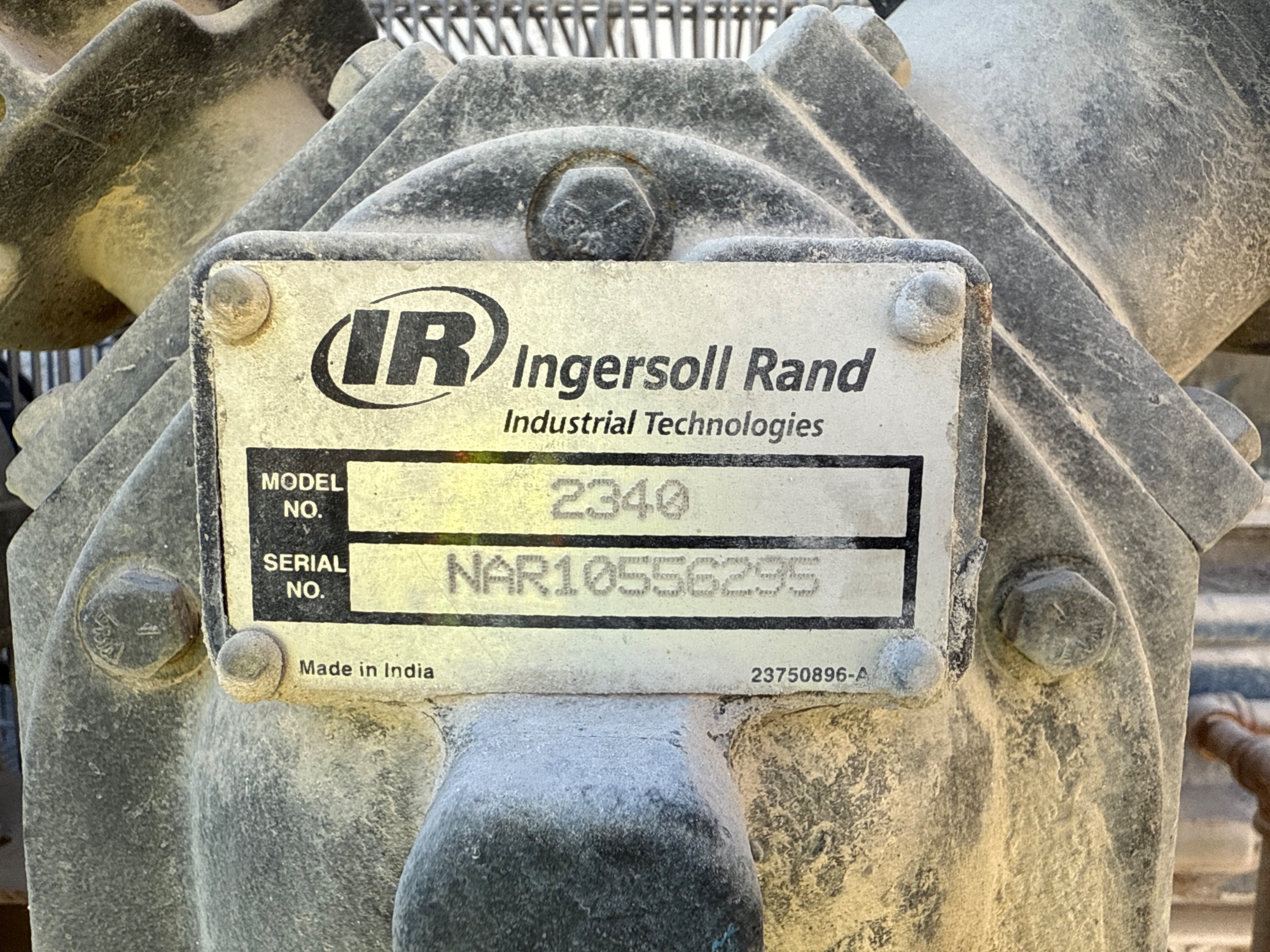 INGERSOLL RAND 2340 STATIONARY AIR COMPRESSOR - undefined